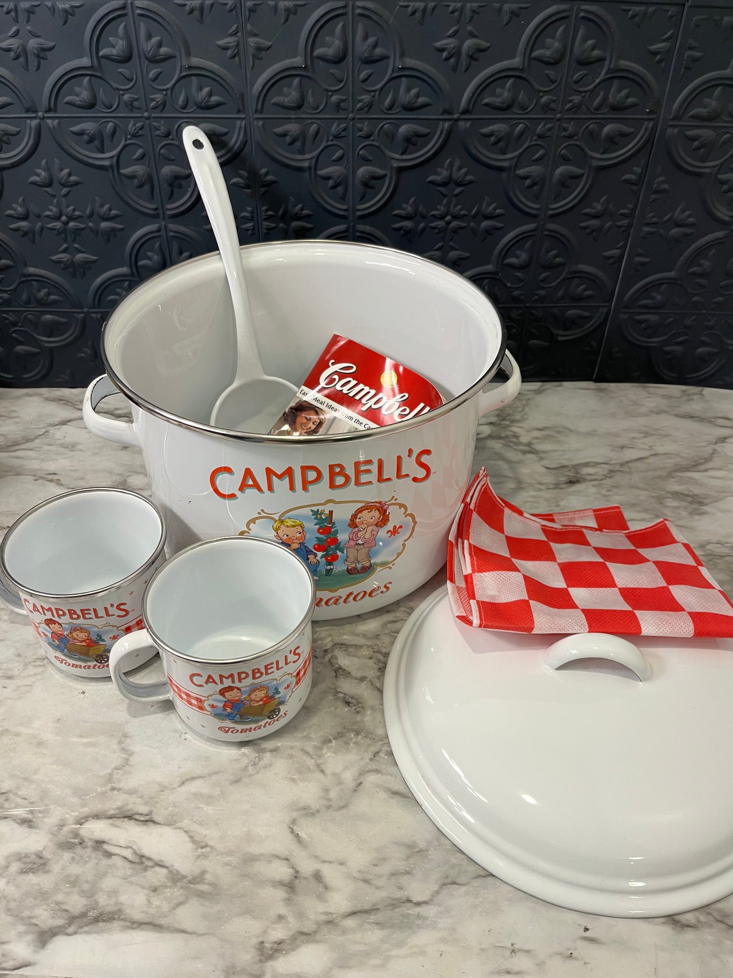Vintage Enamel Campbell Soup Pot/mugs and Cook book