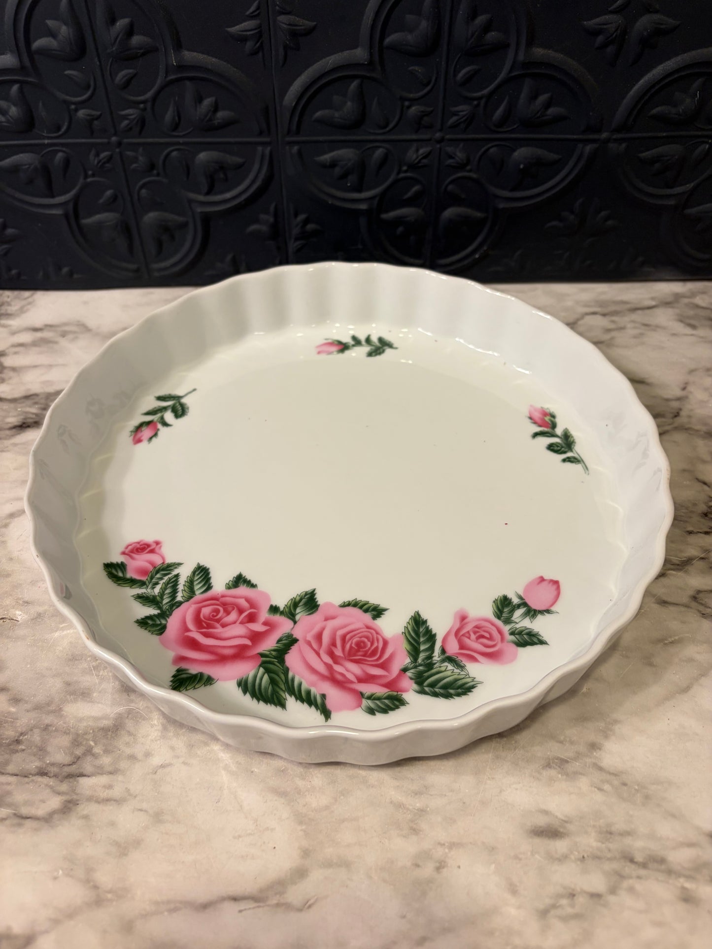 Christieholm Porcelain Pie Dish with Floral