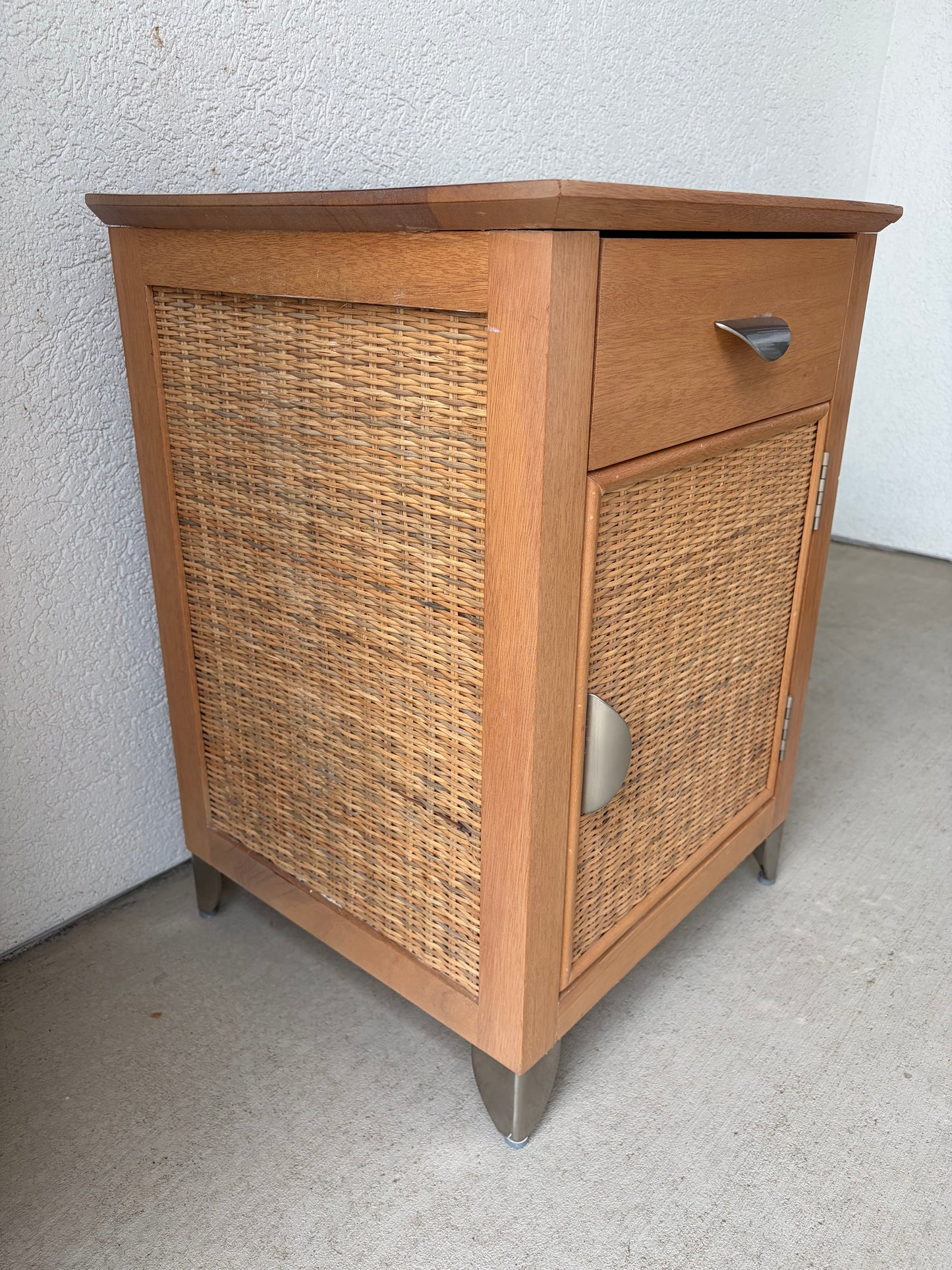 Small Lightwood and Wicker Cabinet/nightstand