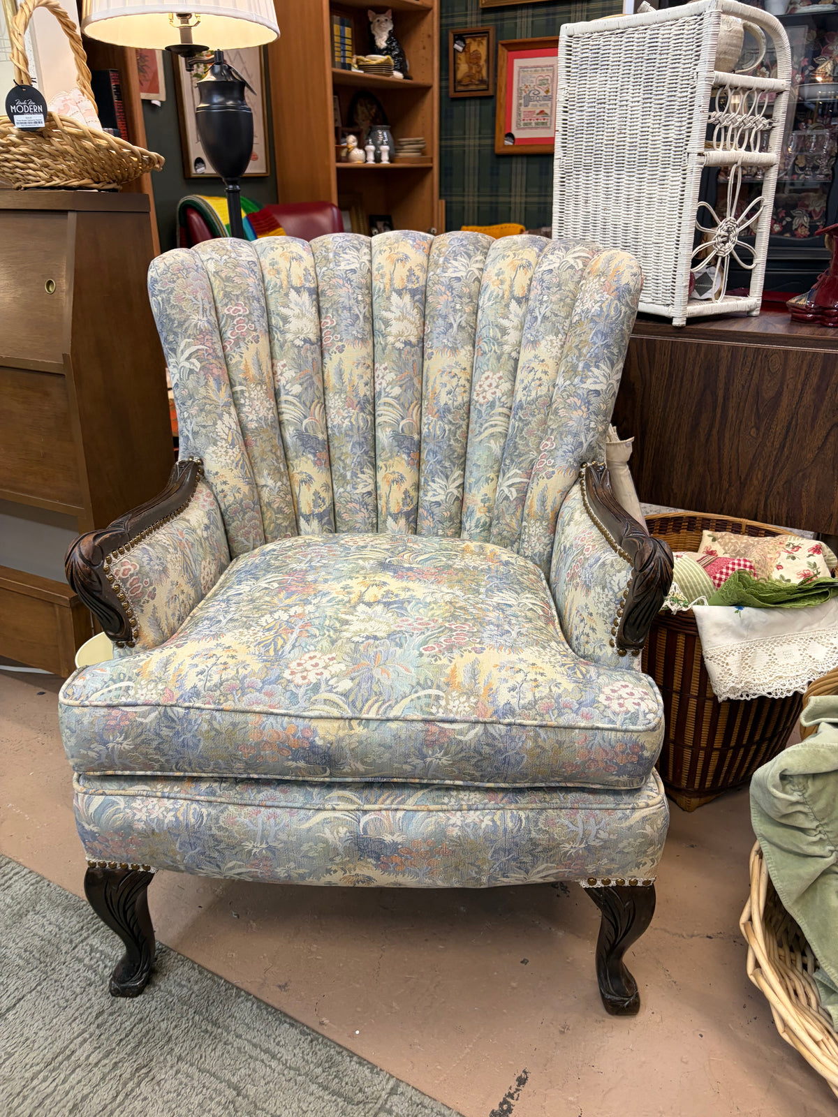 Pastel Tapestry Sitting Chair with Fan Back