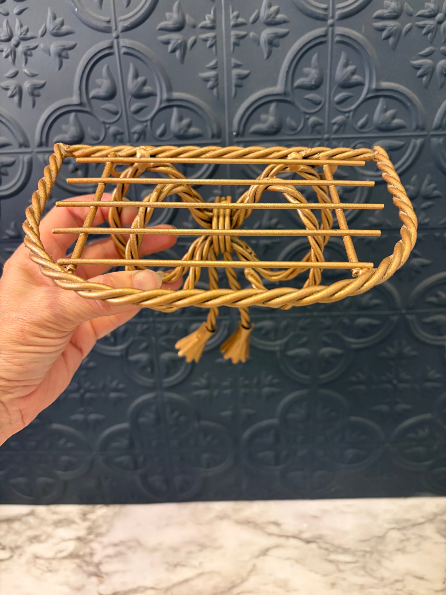 Twisted Gold Metal Bow Shelf