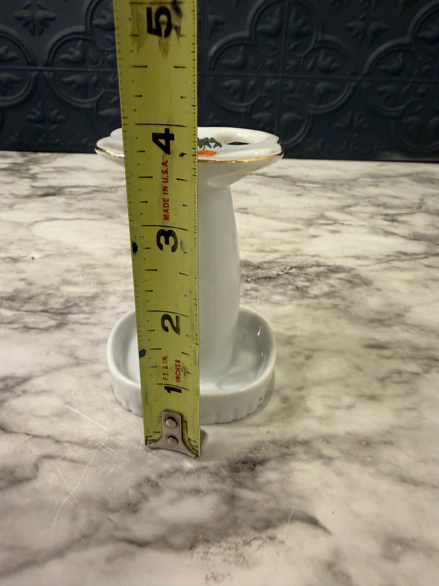 Toothbrush Holder with Flowers