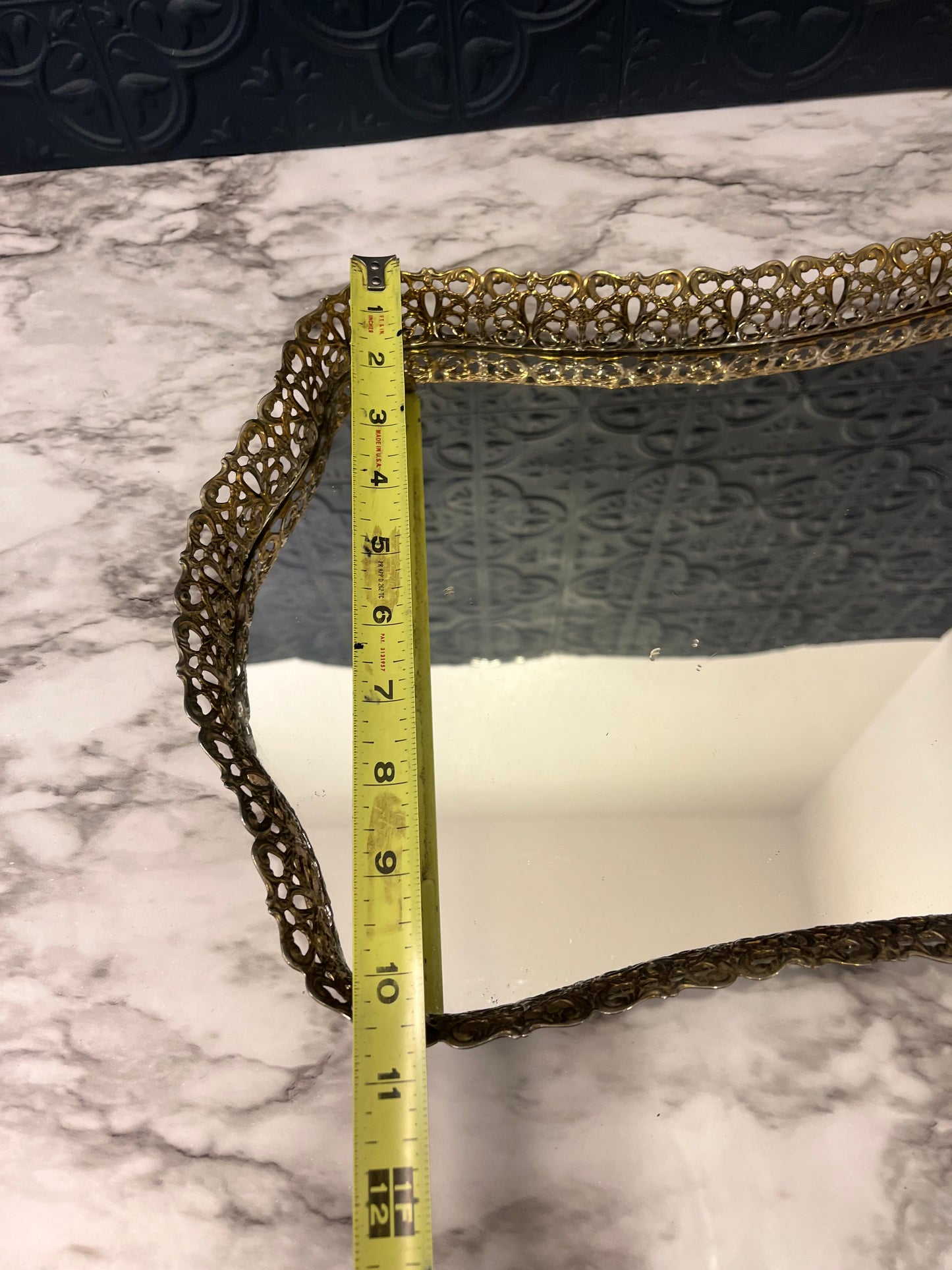 Rounded Rectangular Mirror Tray 16"