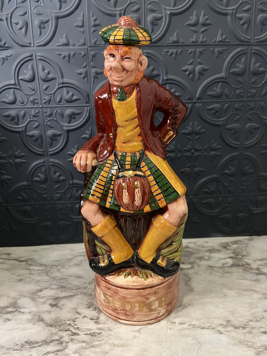 Alberta Vintage Scotsman Scotch Decanter