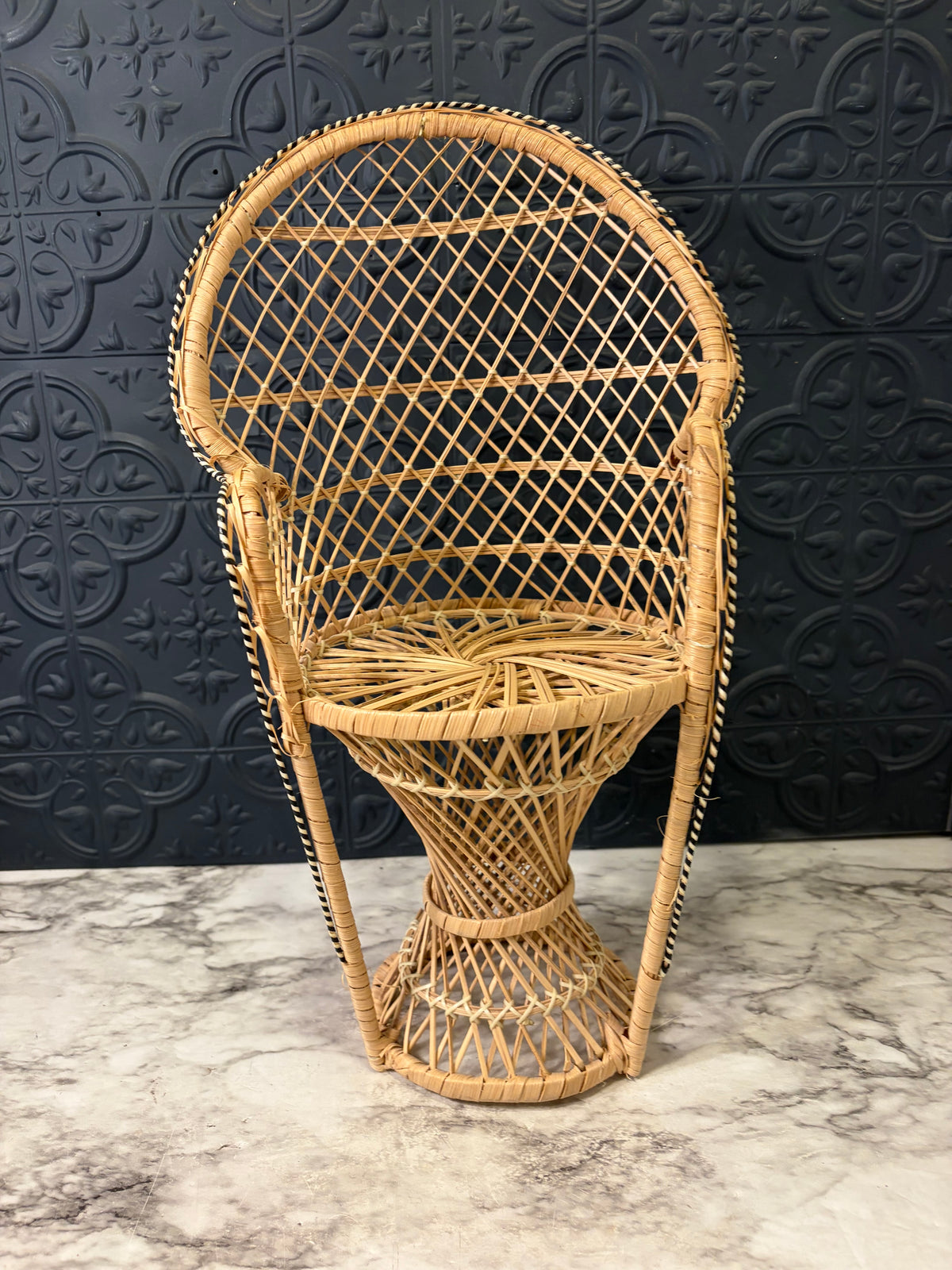16" Wicker Peacock Chair