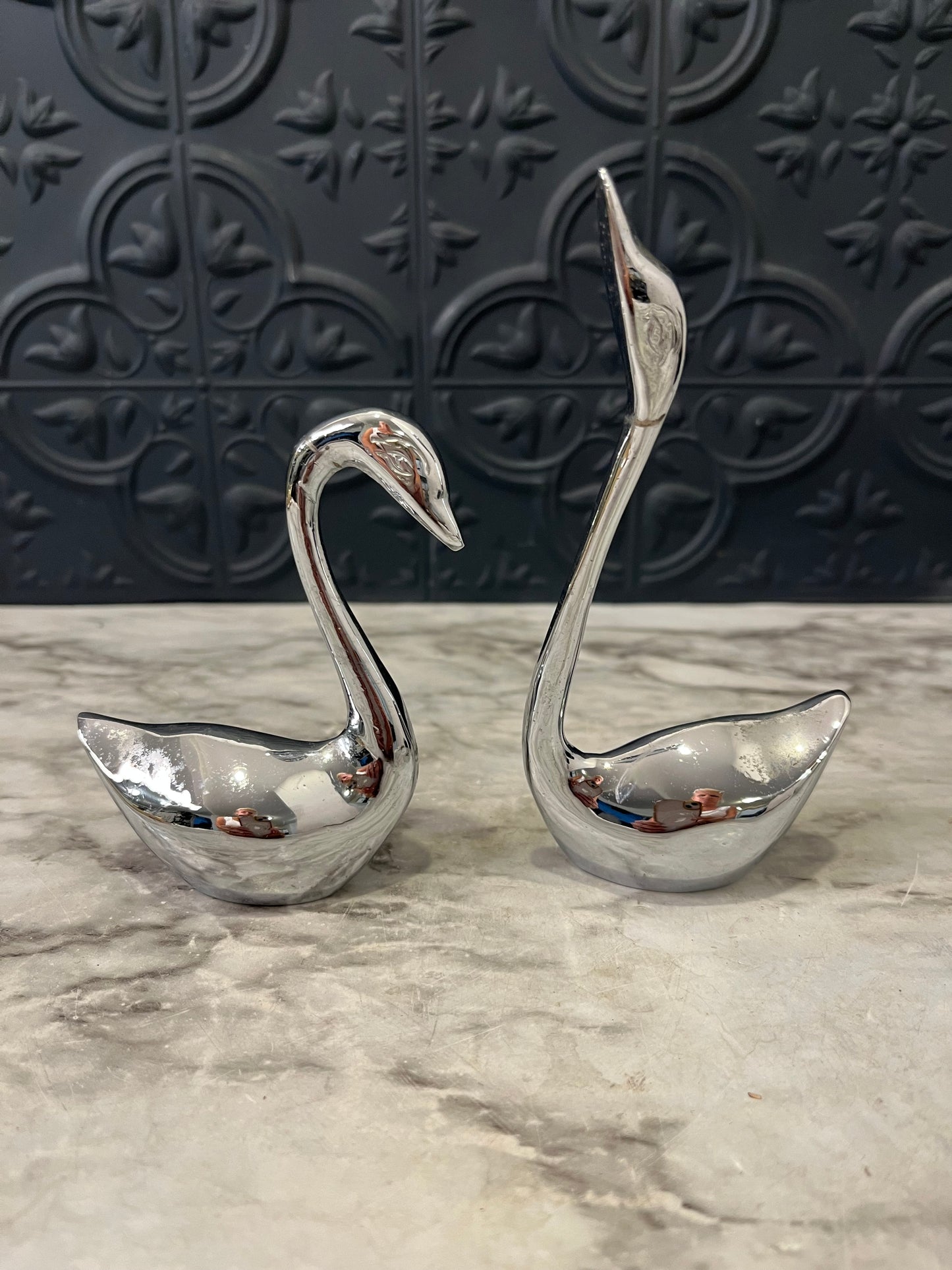 Mini Set of Silver Colored Swans