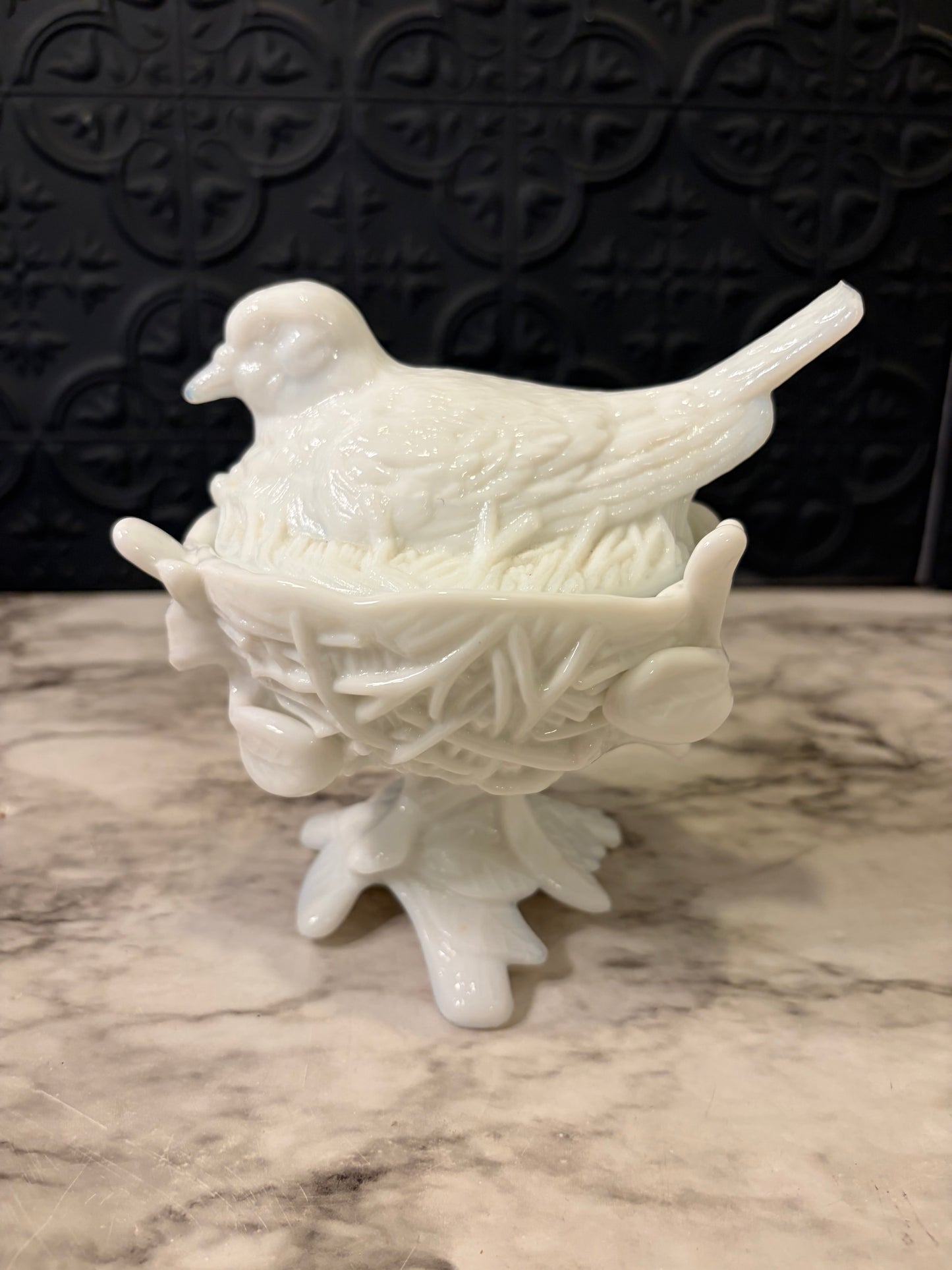 Westmoreland Robin on Nest Milk Glass Dish
