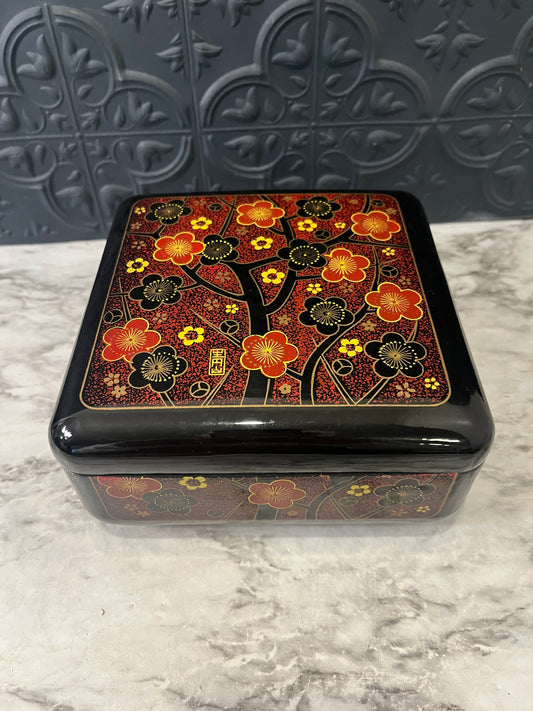 Japanese Laquer box with flowers