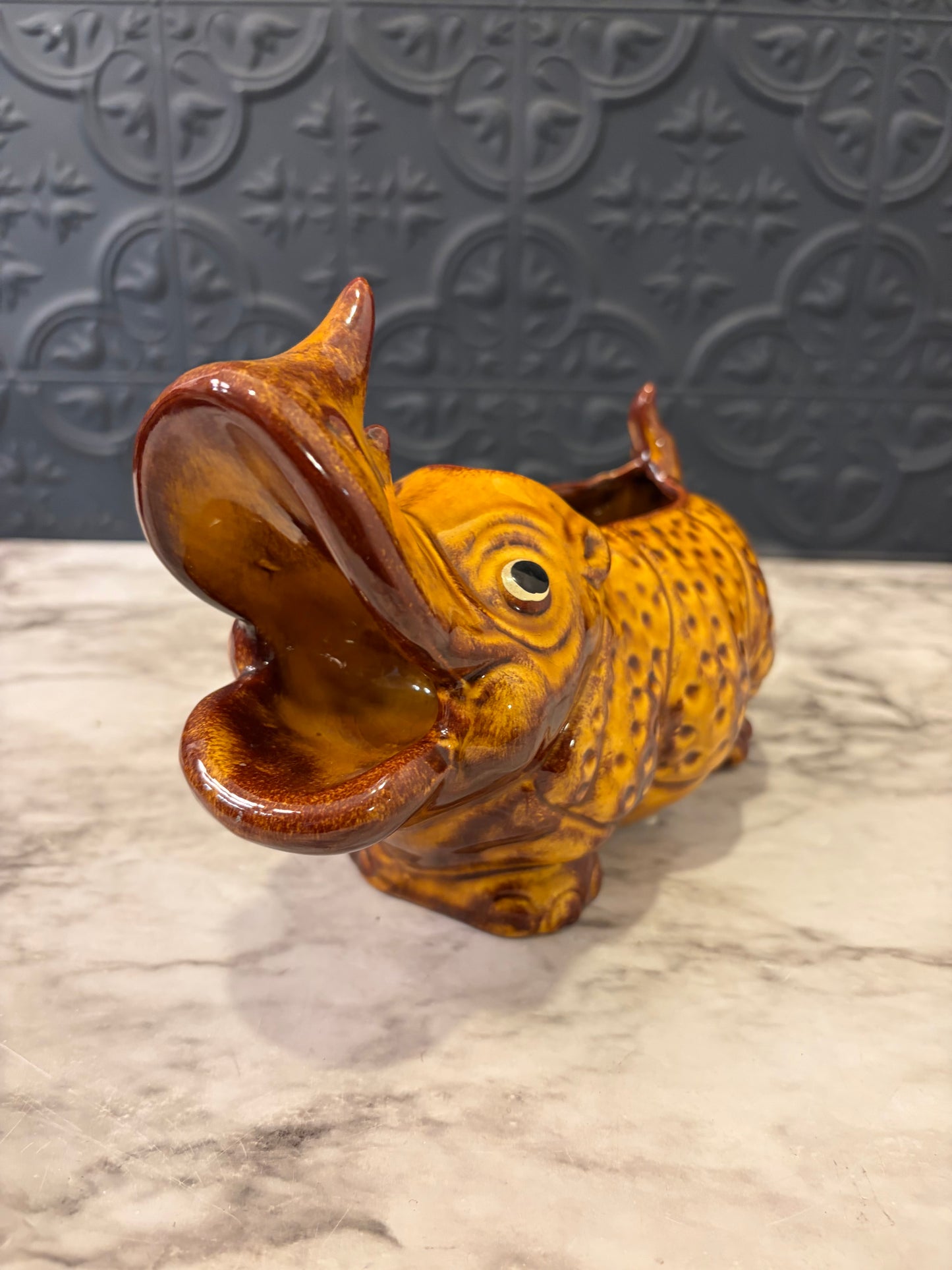 Hickock Rhino Planter