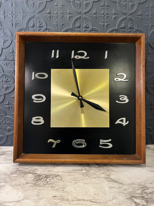 Lanshire MCM Clock