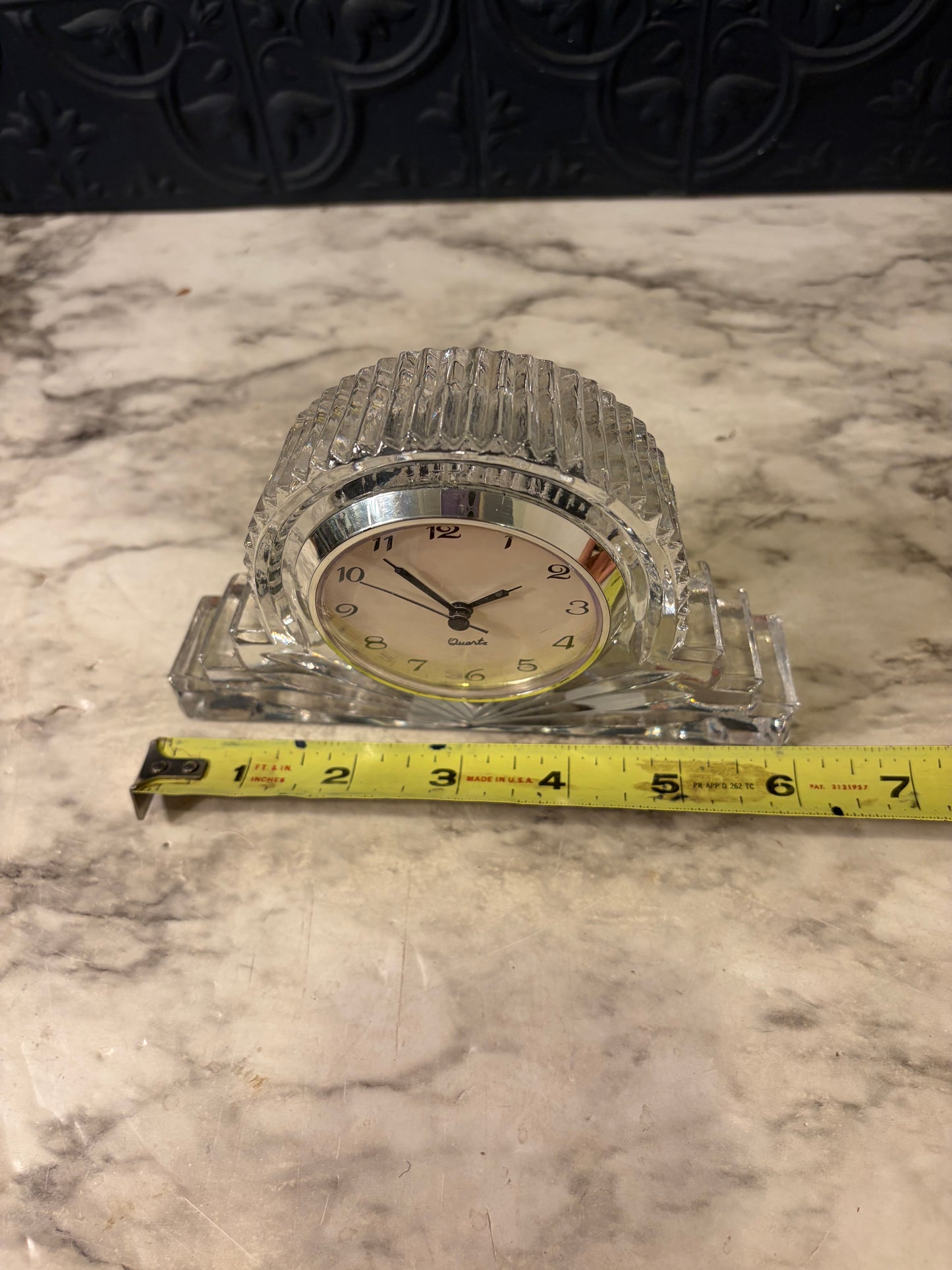 Tabletop Quartz Crystal Clock 6"