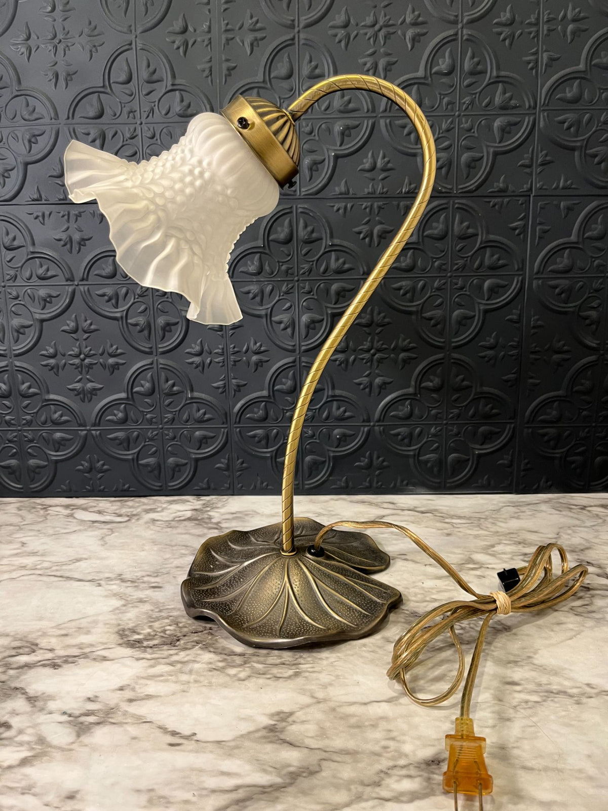 Lillypad Lamp