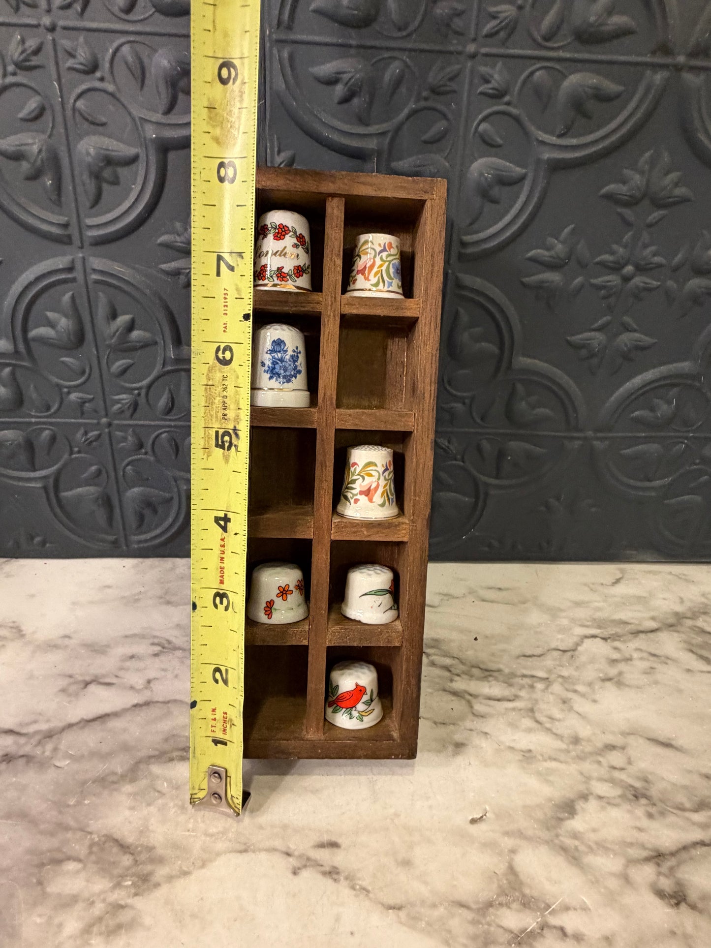 Thimble Set in Wood Shelf