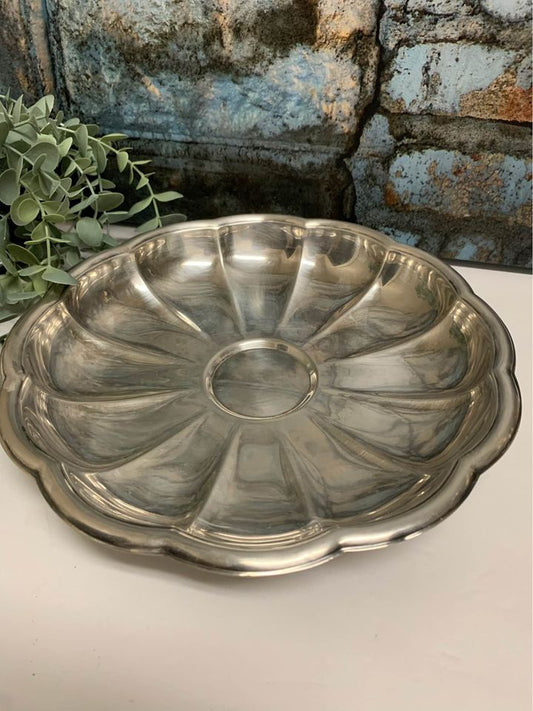 Silverplate scallopped tray