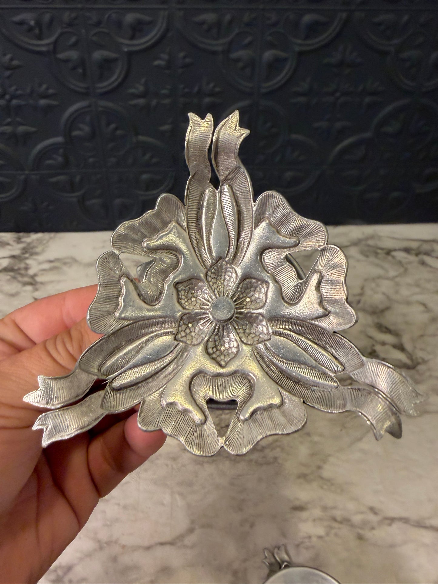 Pressed Aluminum Candle Holder Set with Bow