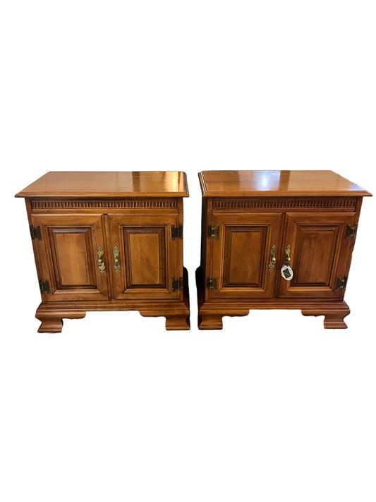 Vintage Teller City Chair Co Colonial Style Maple Nightstand Set