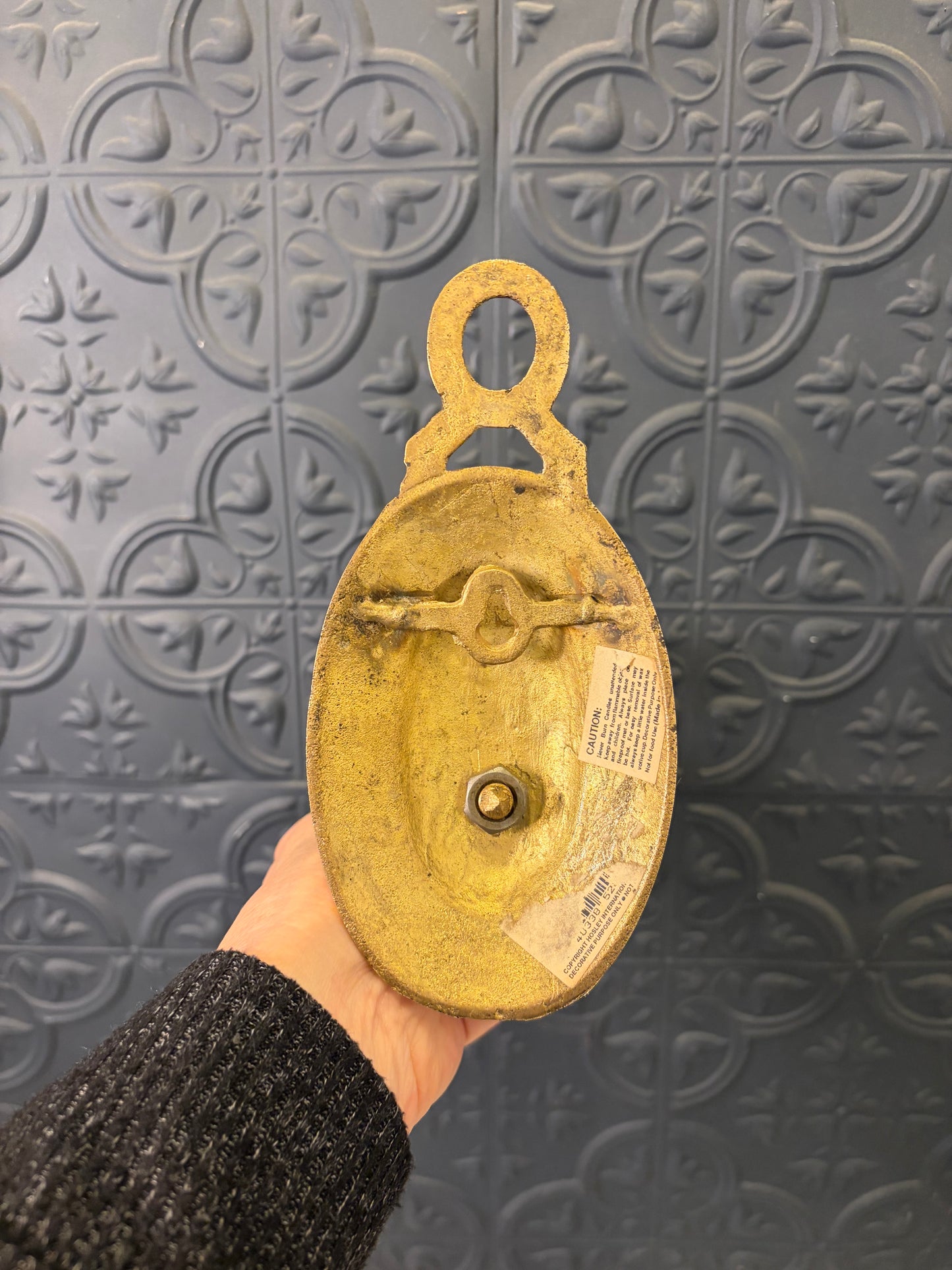 Oval Brass Sconce with swirl design