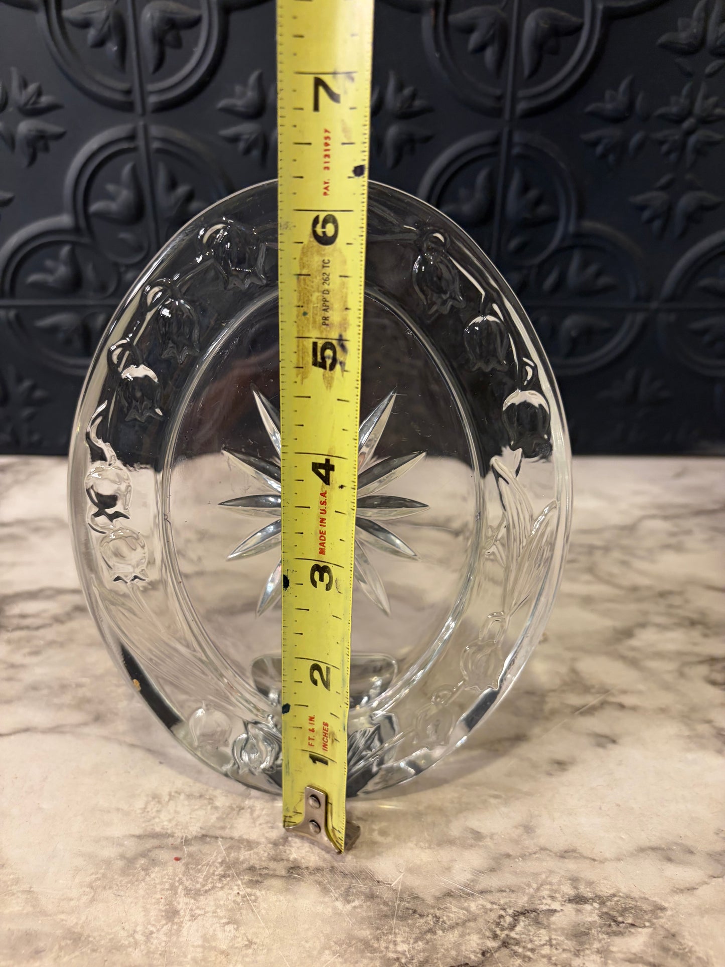 Standing Oval Glass Frame