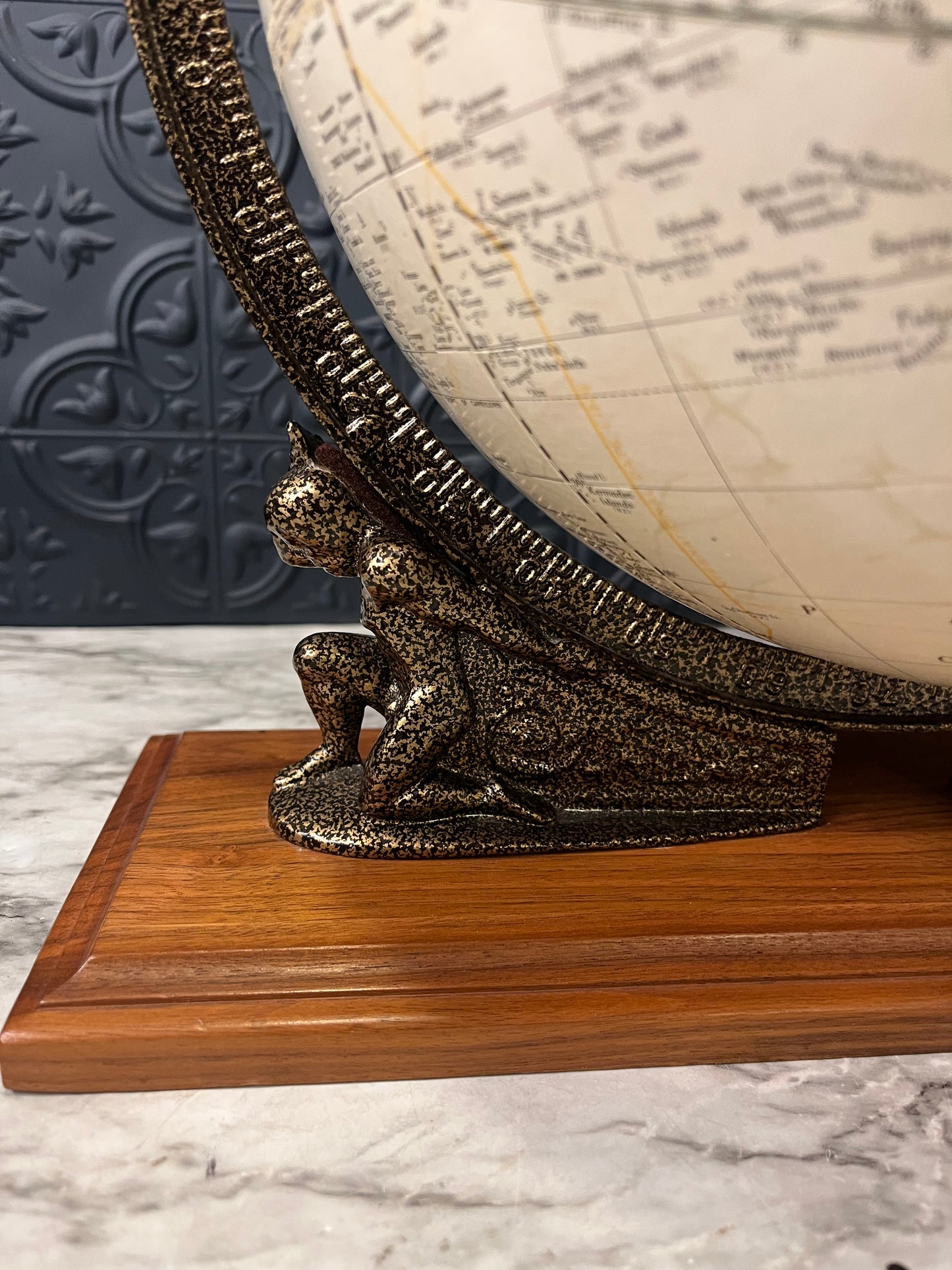 Crams Imperial World Globe on Stand with Atlas