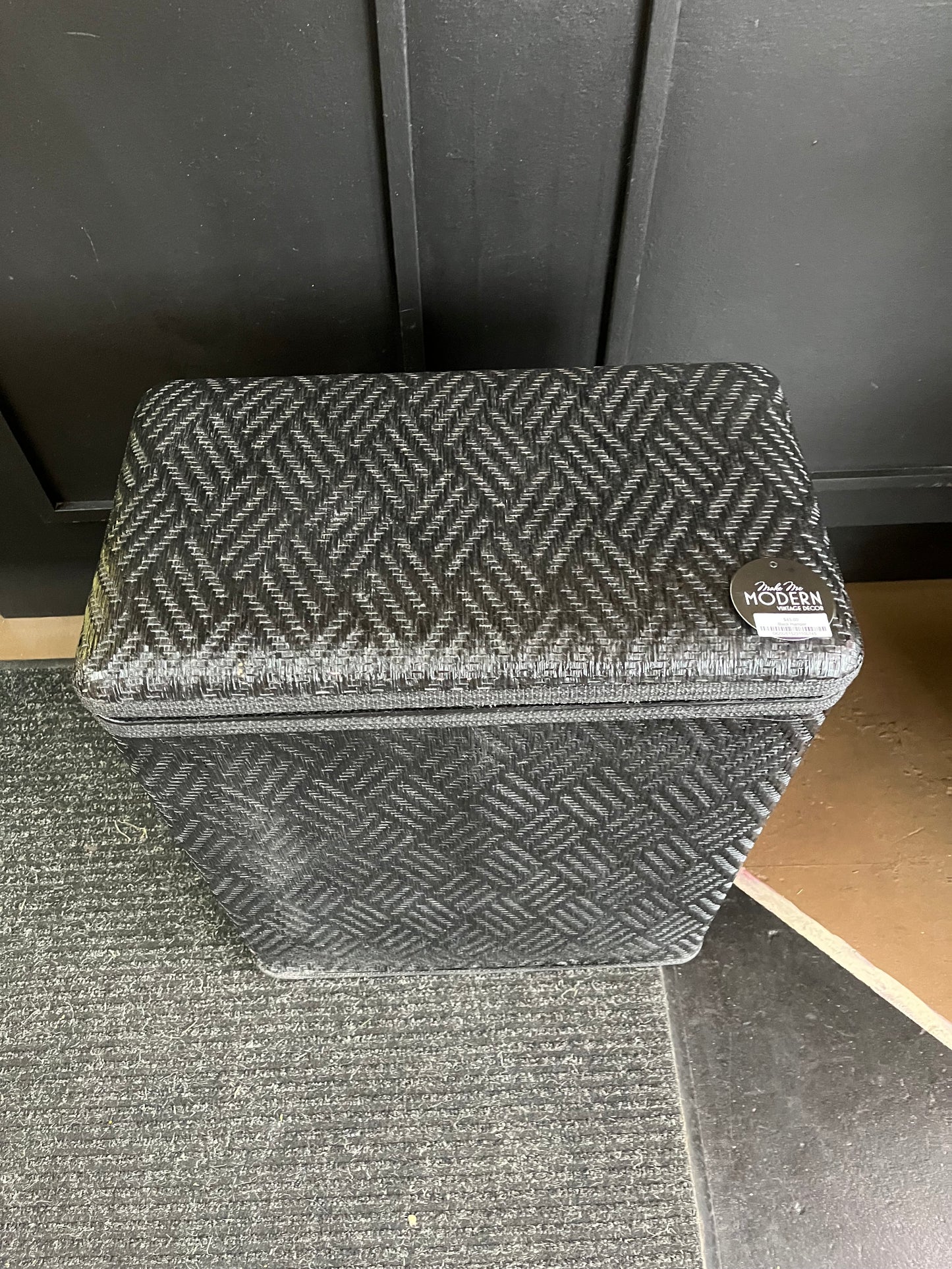 Black Hamper