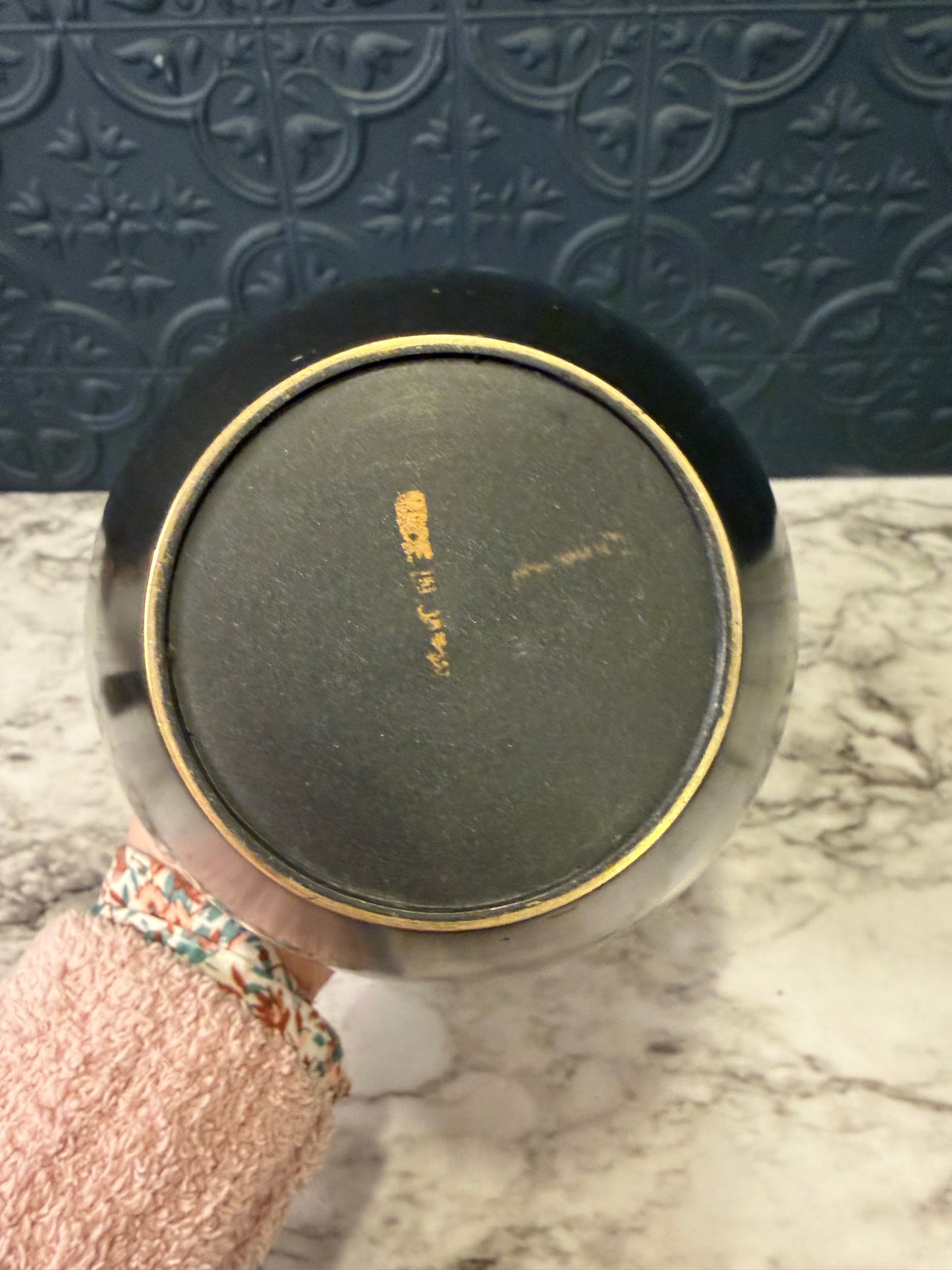 Japanese Etched Mt. Fugi Vase