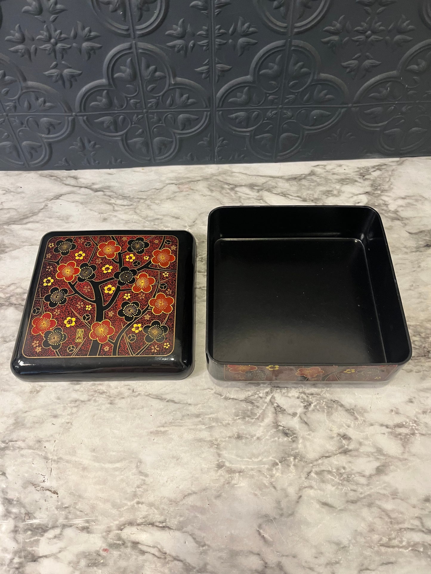 Japanese Laquer box with flowers