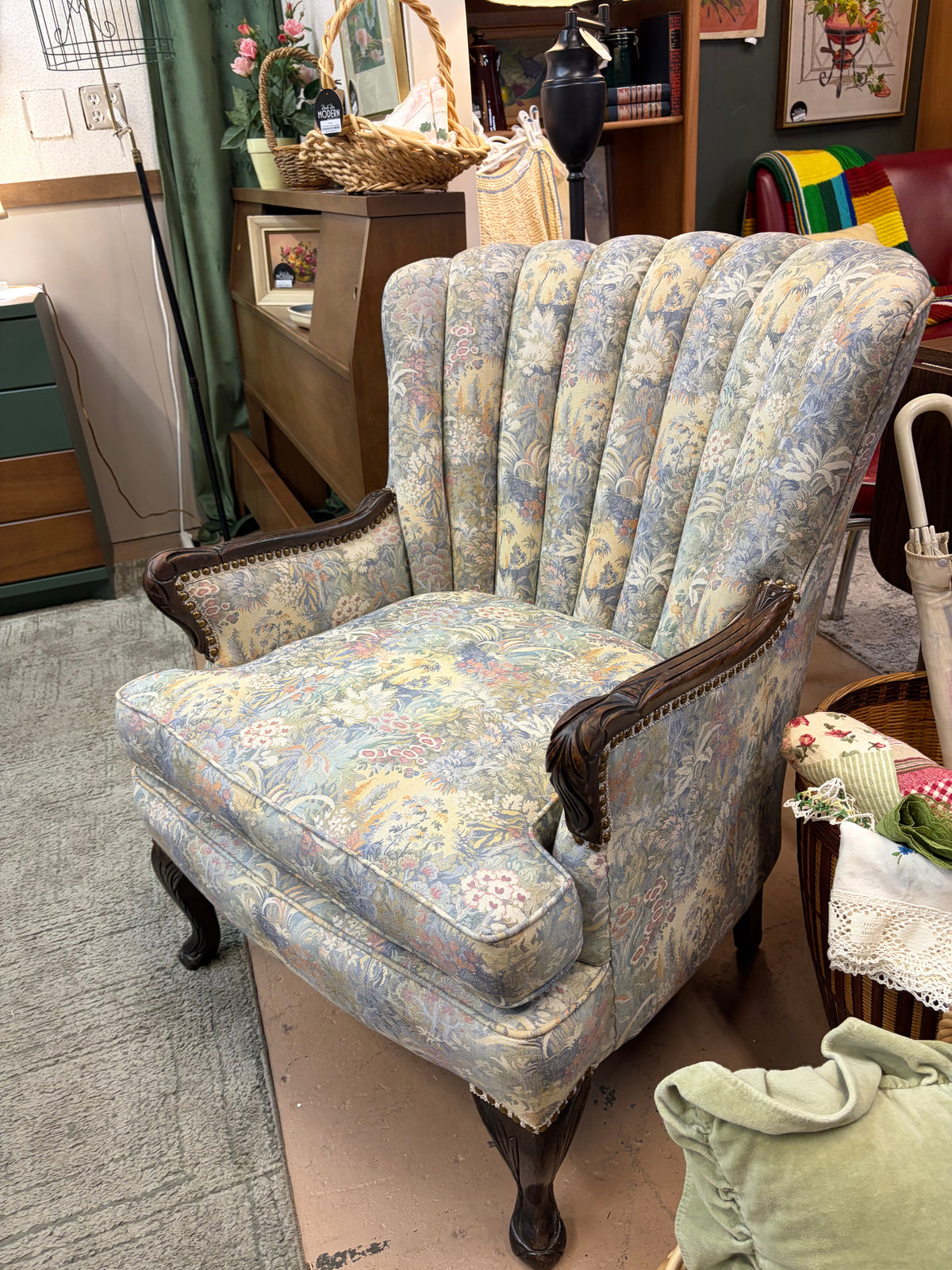 Pastel Tapestry Sitting Chair with Fan Back