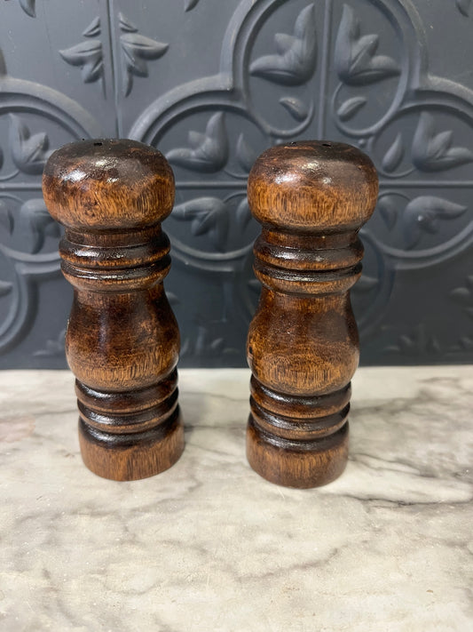 Small wood Salt and Pepper Set