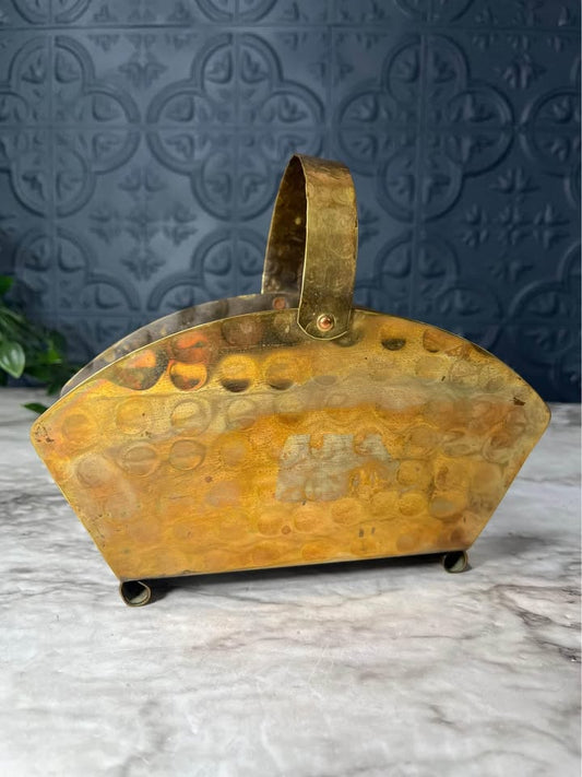 Brass dimpled letter holder