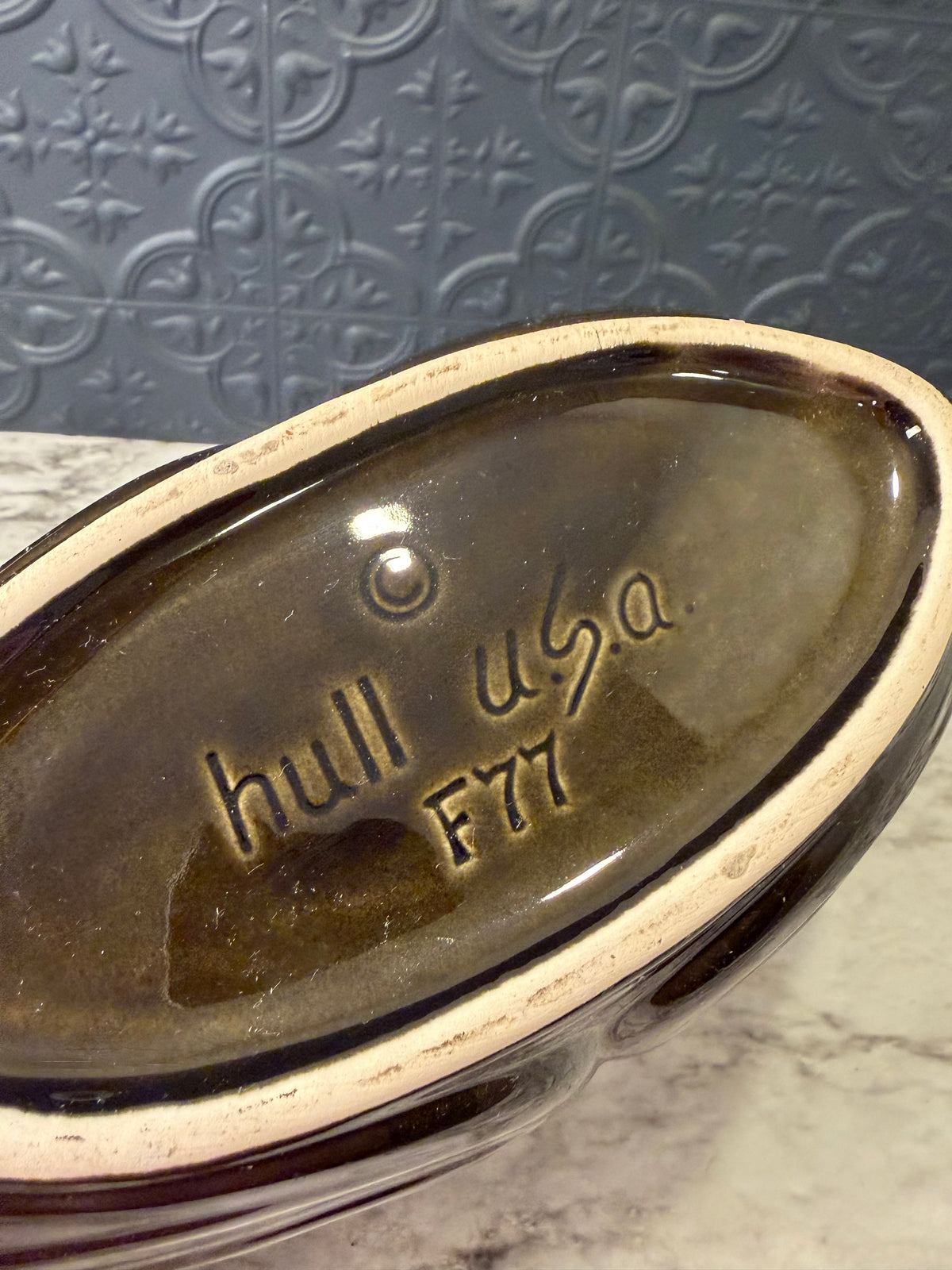 Hull USA F77 Green Planter