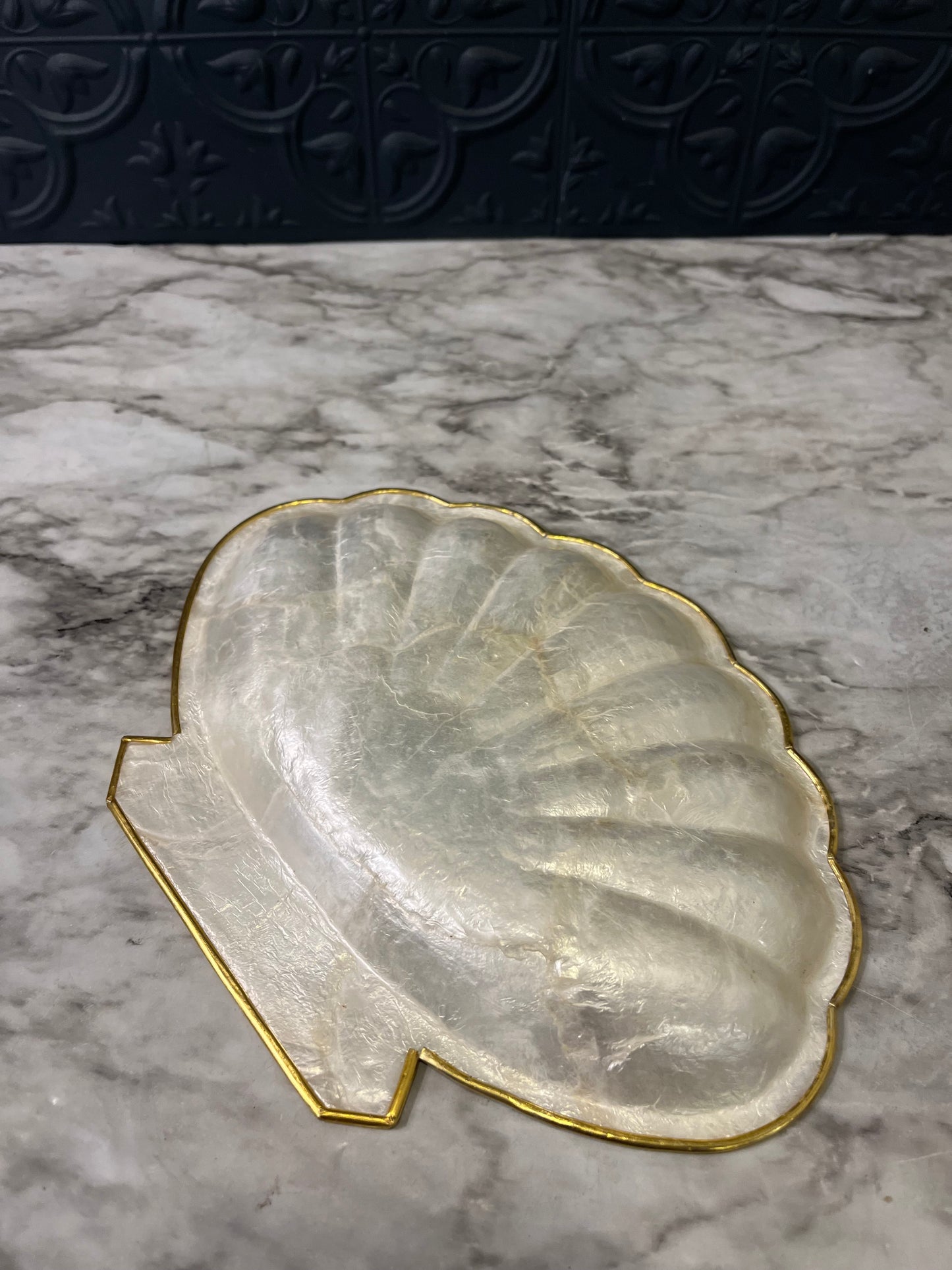 Capiz clam shell Tray small