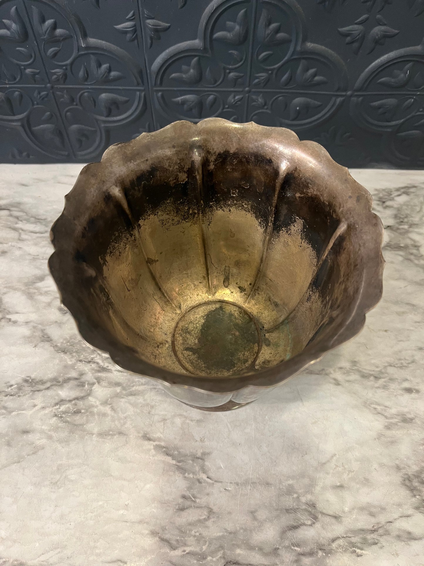 Silver plate vase with scalloped top