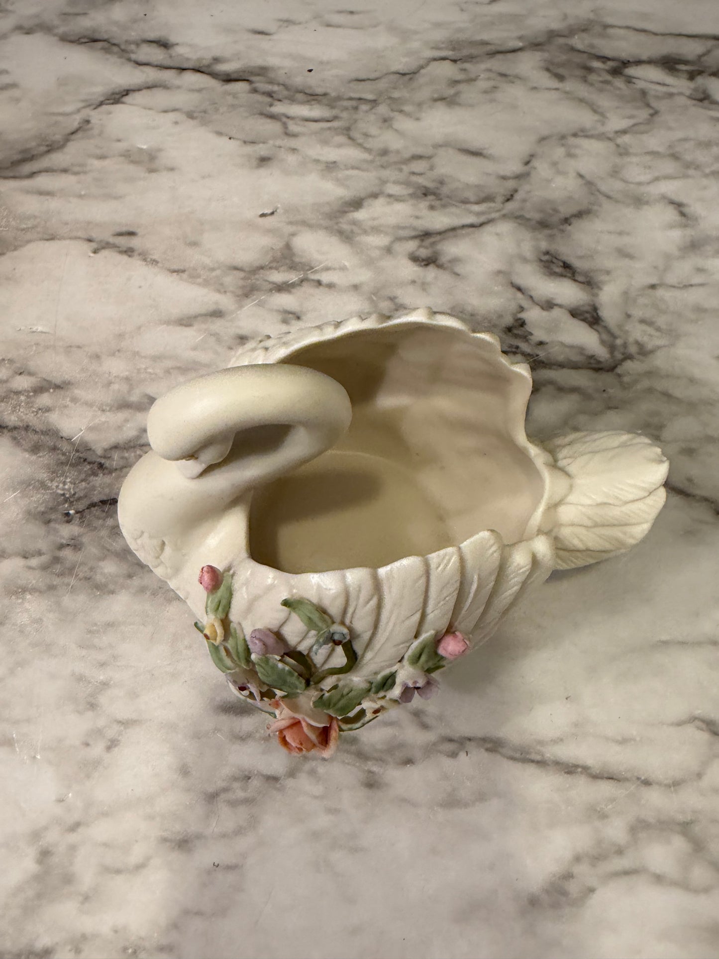 Porcelain Swan Antique Ivory