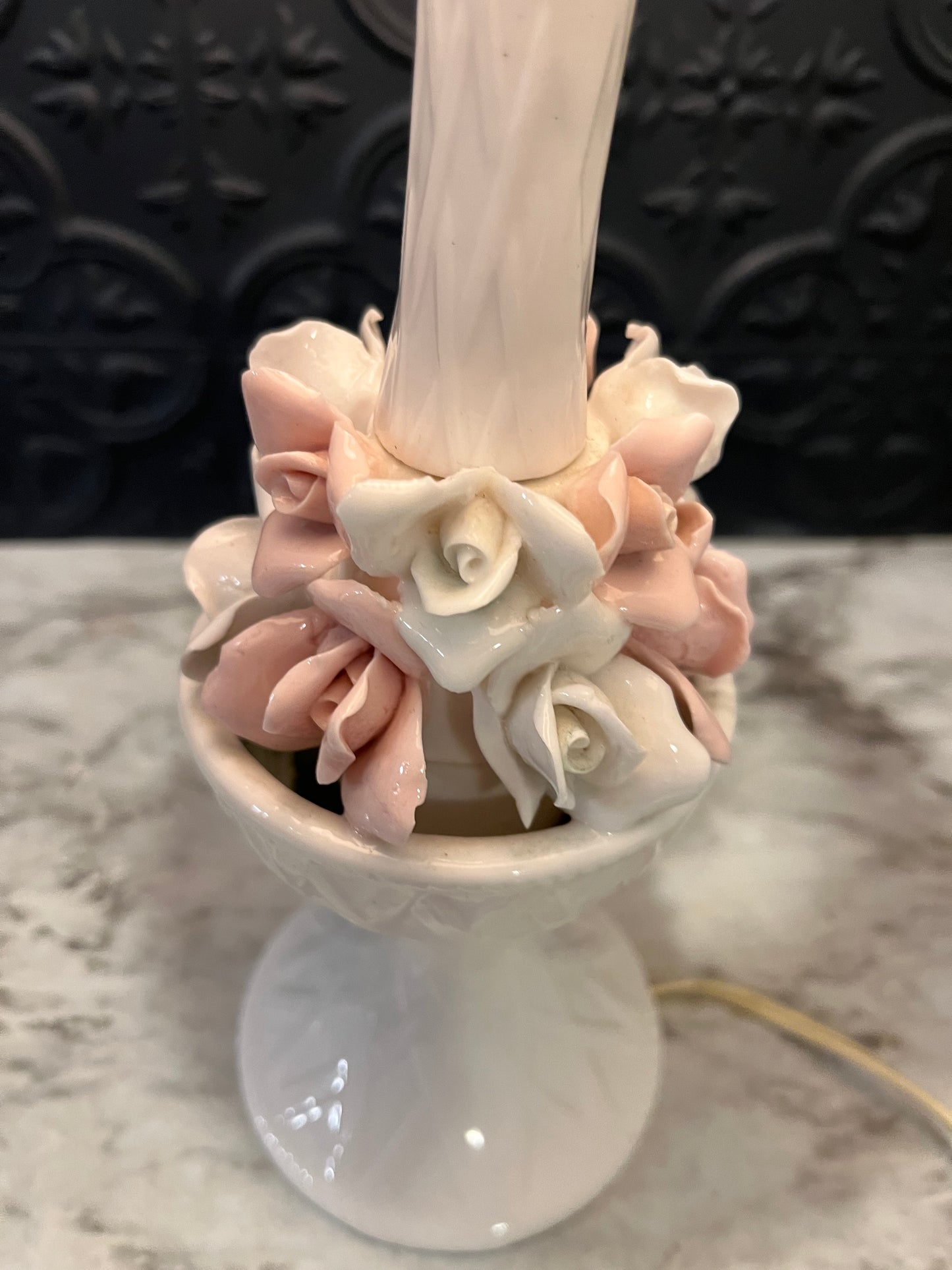 Porcelain Rose Basket Lamp