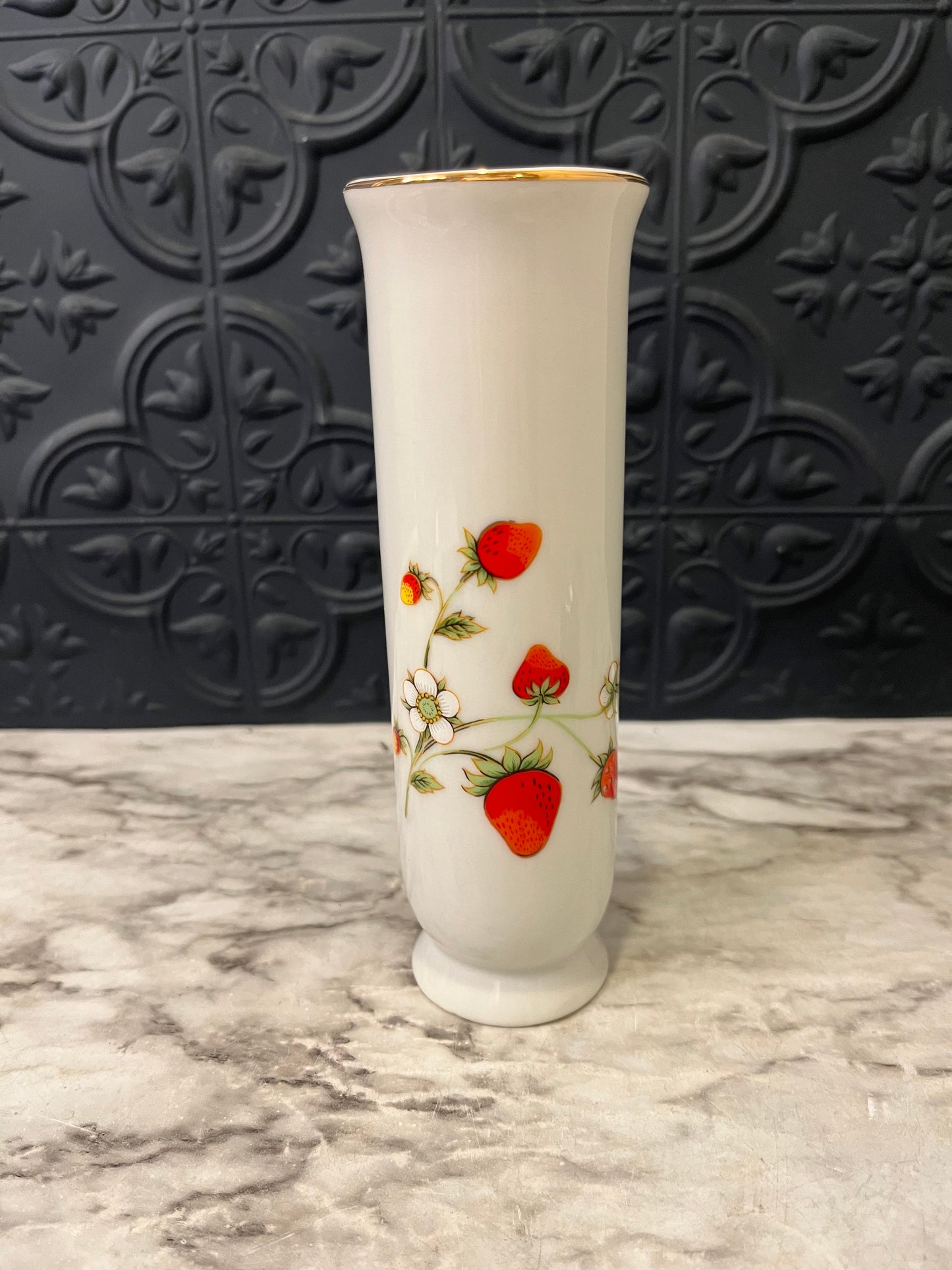 Small Strawberry Bud Vase