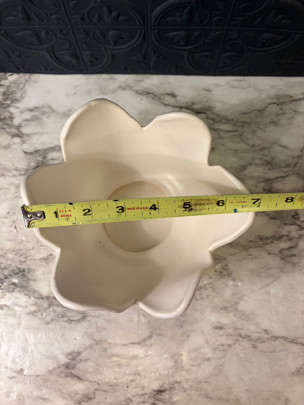 White Flower Shape Pottery Bowl