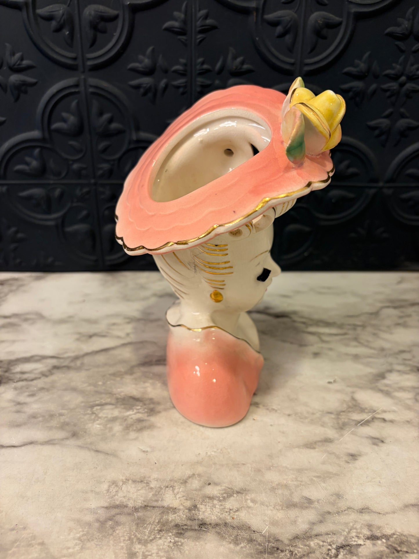 Napcoware Lady Head Vase Pink Scallop hat and top