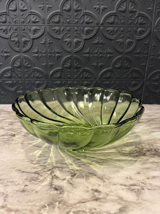 Hazel Atlas Green Swirl glass bowl