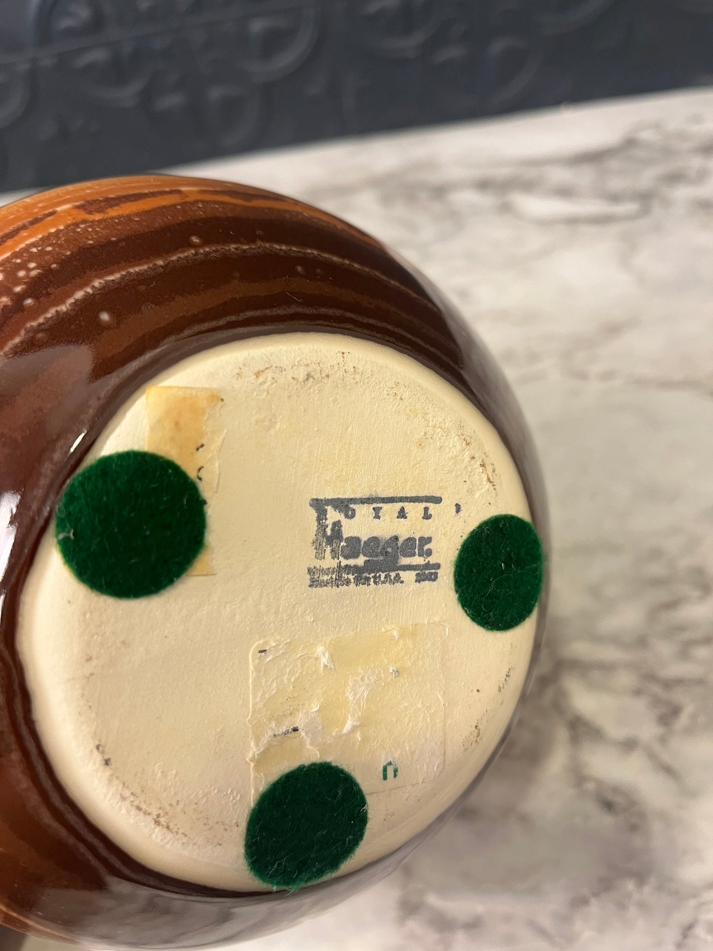 Round Haegar Yellow and Brown Vase