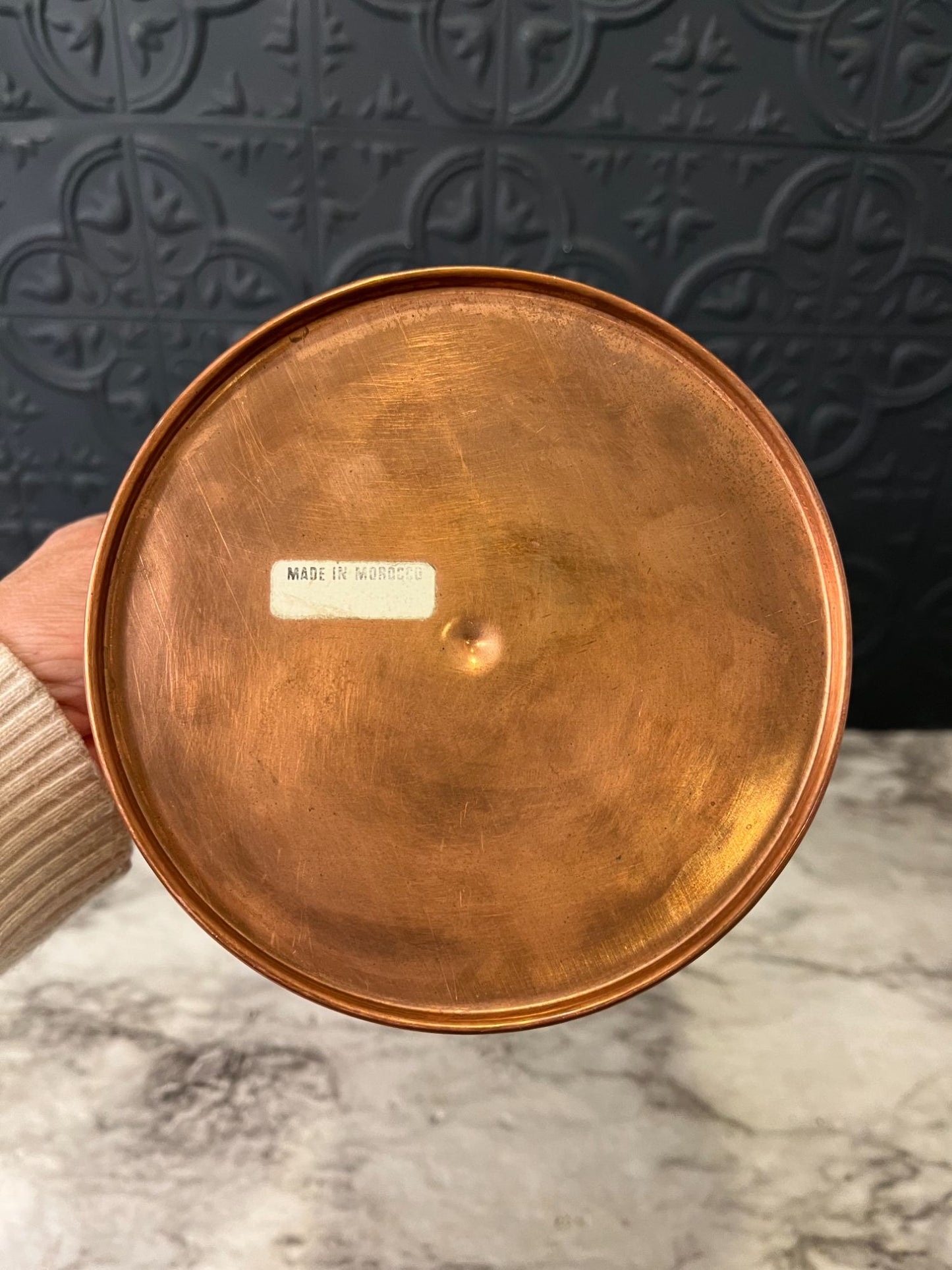 Round copper pot