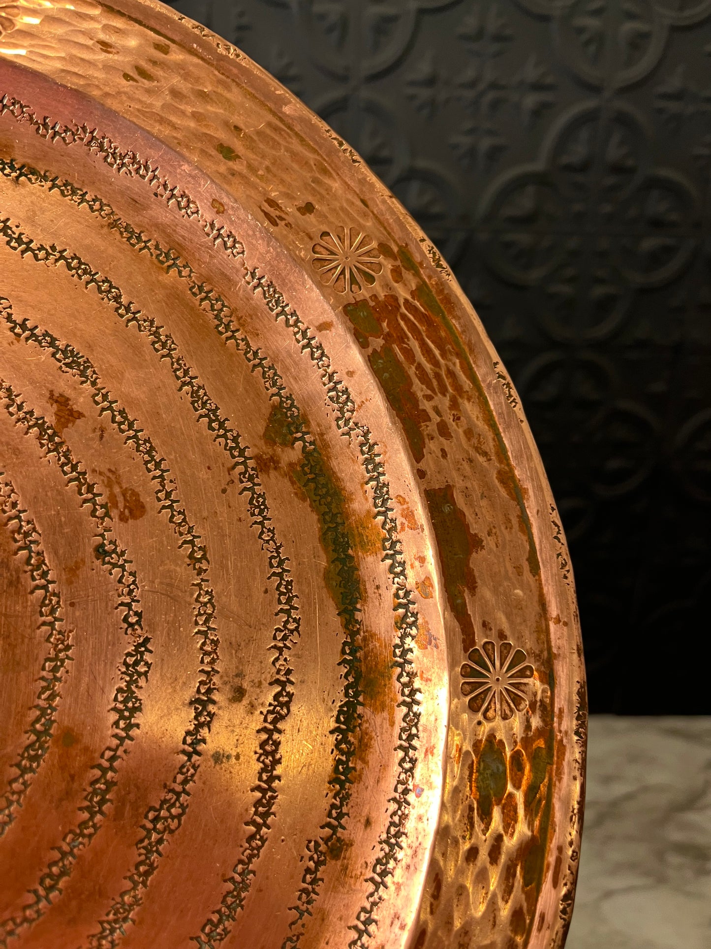 Hammered Copper Round 12" Tray