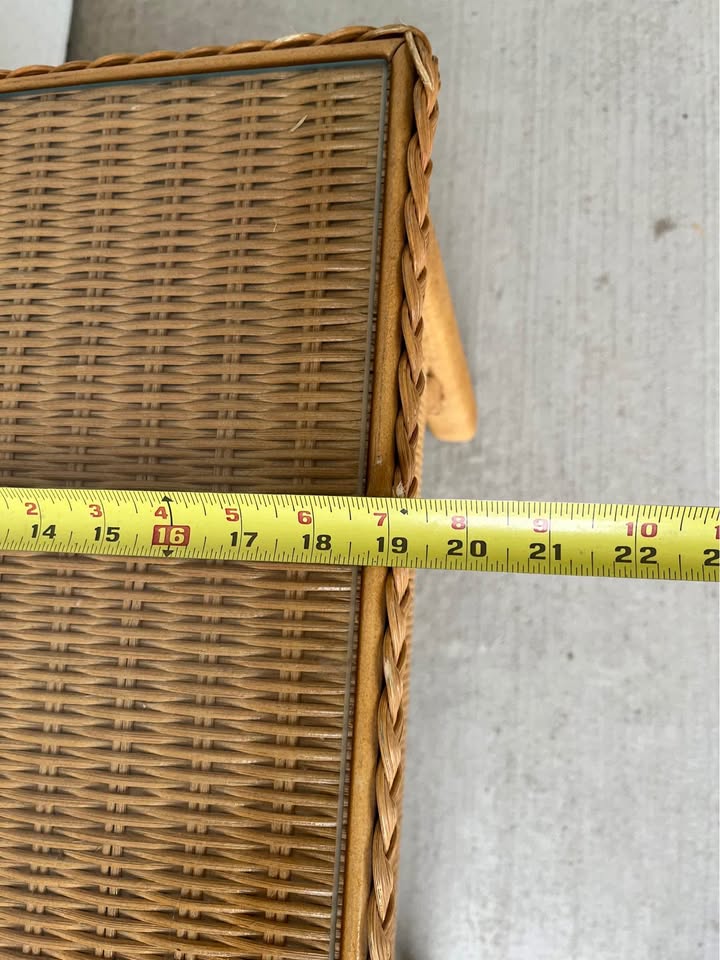 Wicker Table