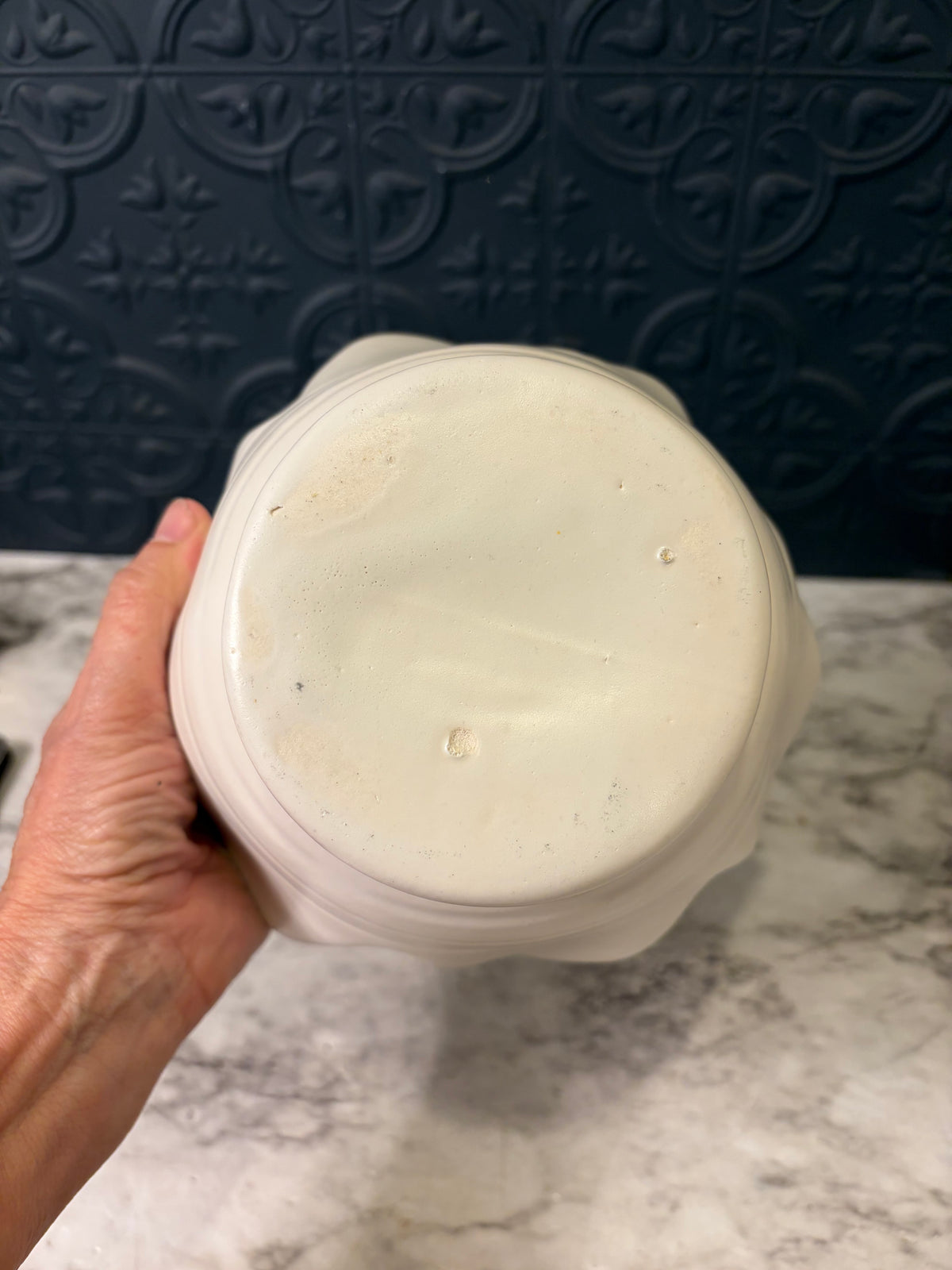 White Flower Shape Pottery Bowl