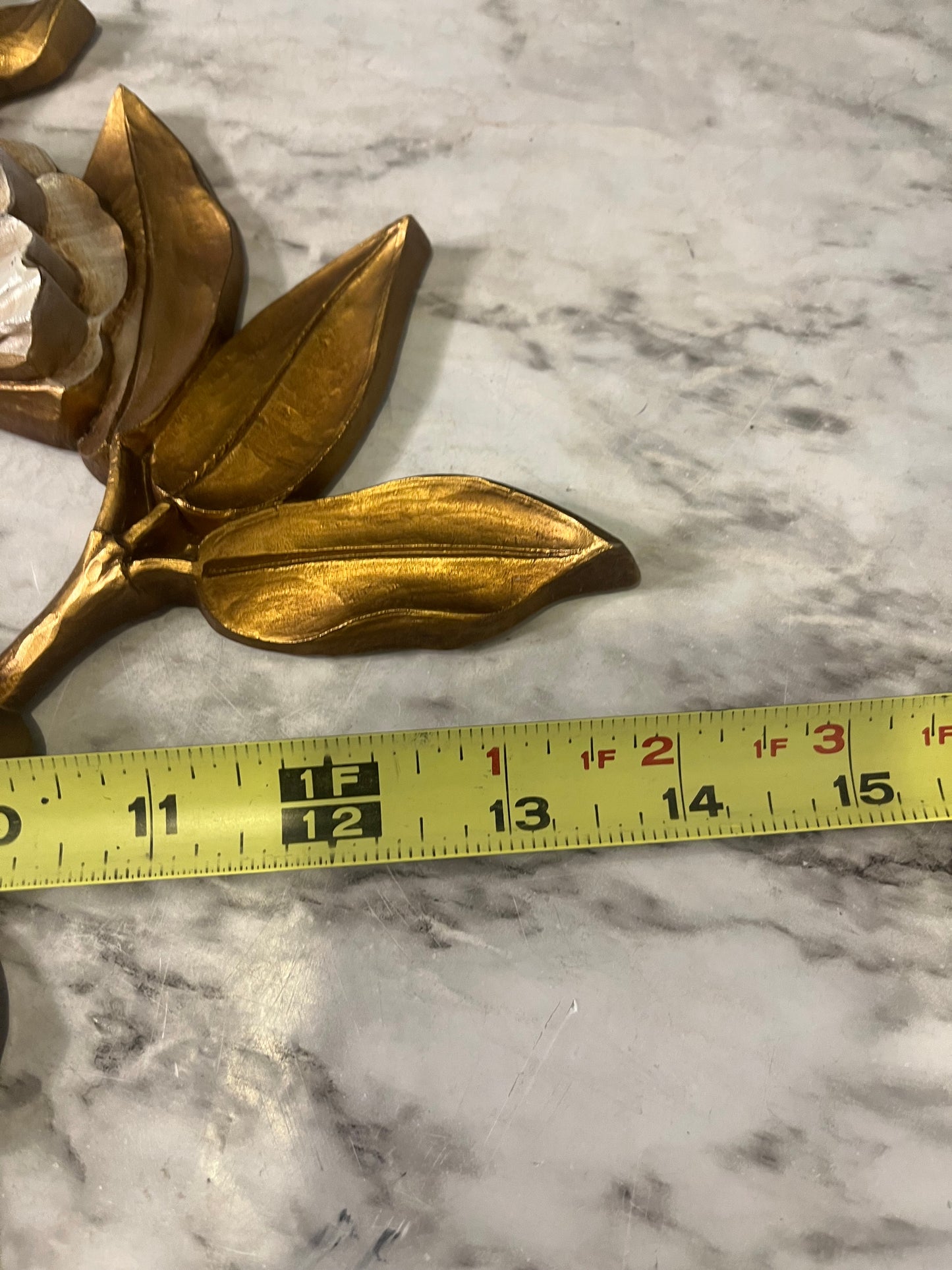 Dart Gold and Cream Dogwood Branch