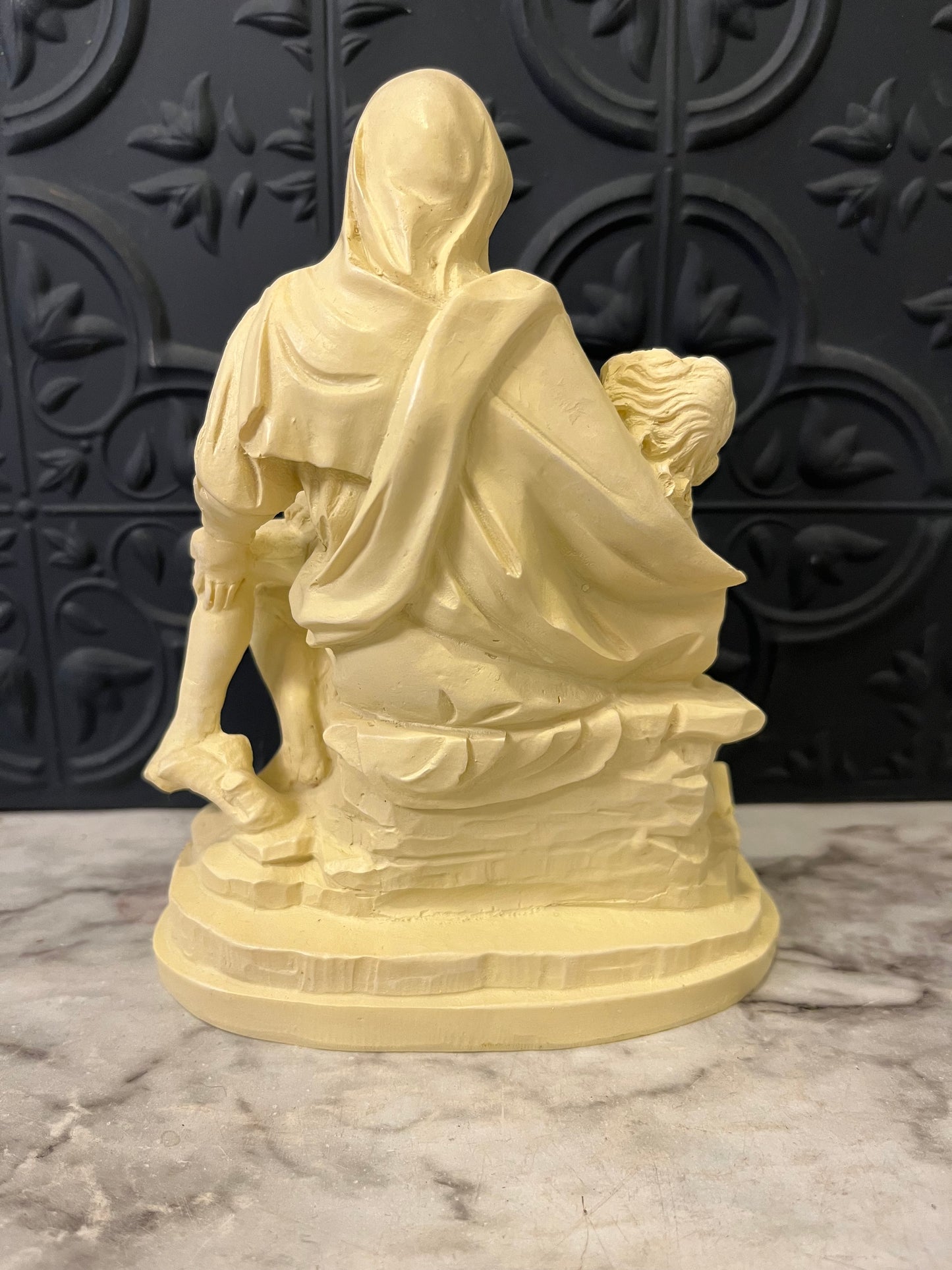 La Pieta Resin Statue
