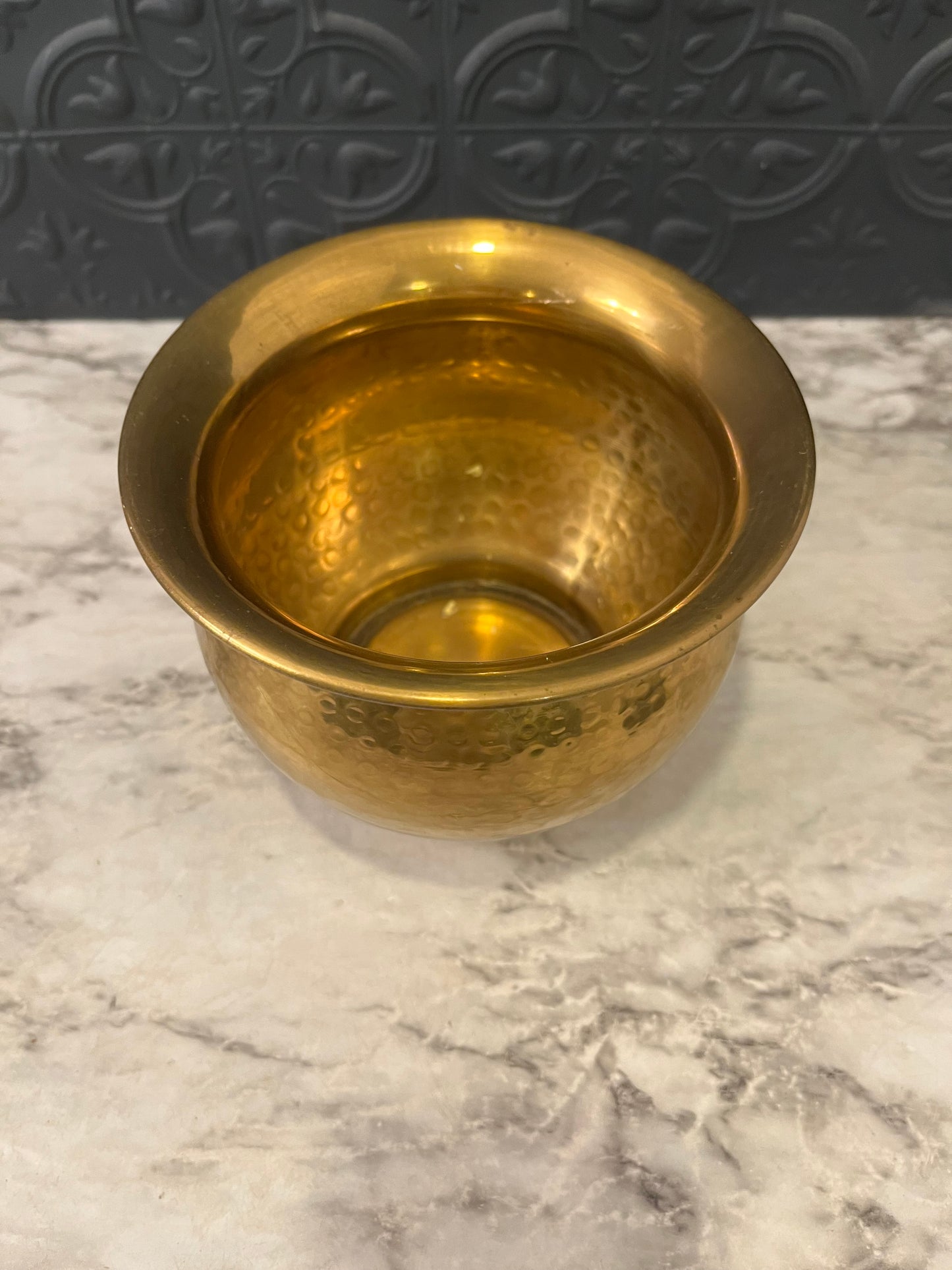 Hammered Round Brass Planter 4.5 "