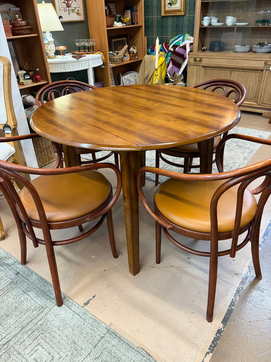 Round Dining Table with Folding sides