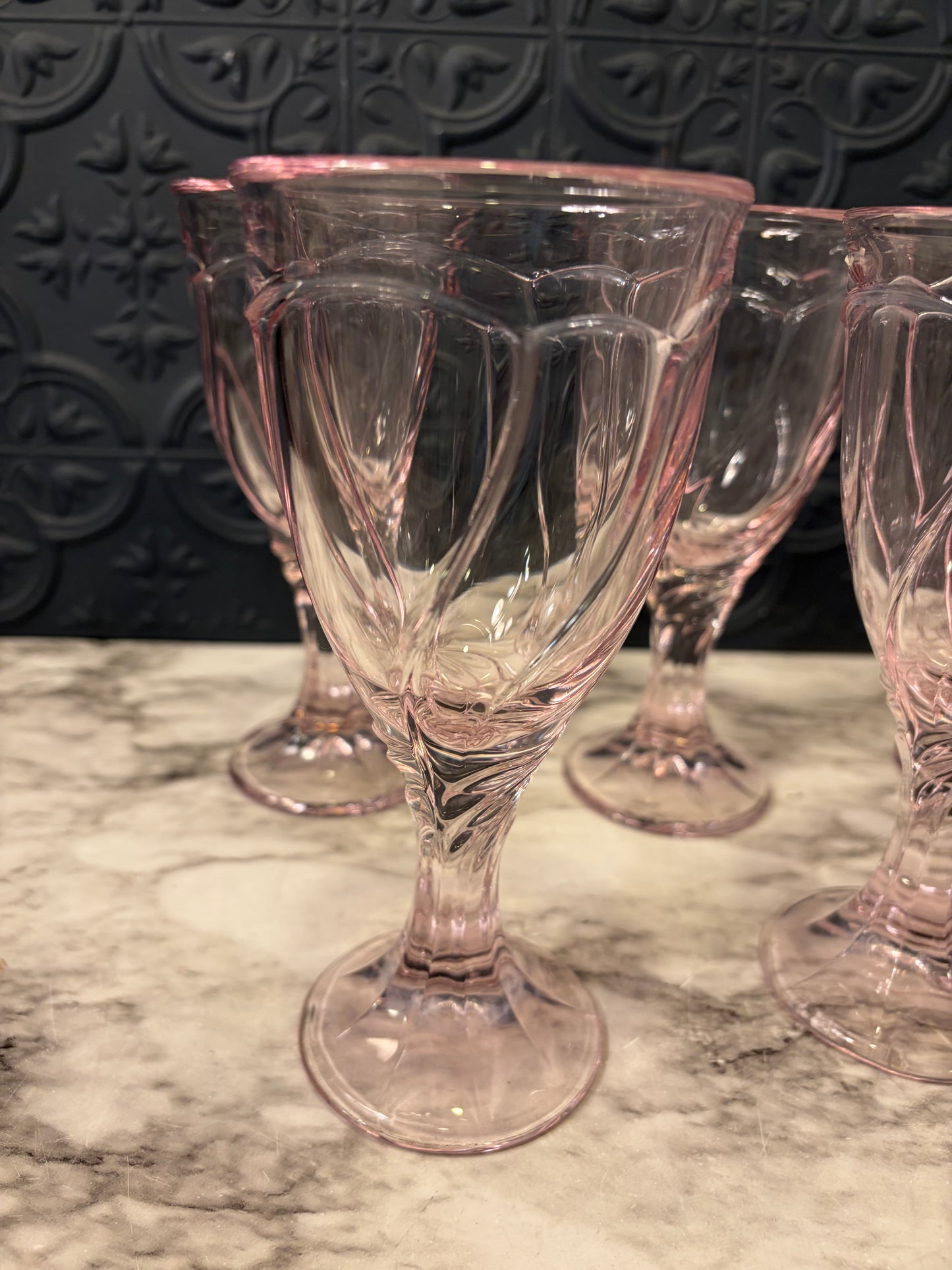 Noritake Sweet Swirl Pink set of 6 Glasses