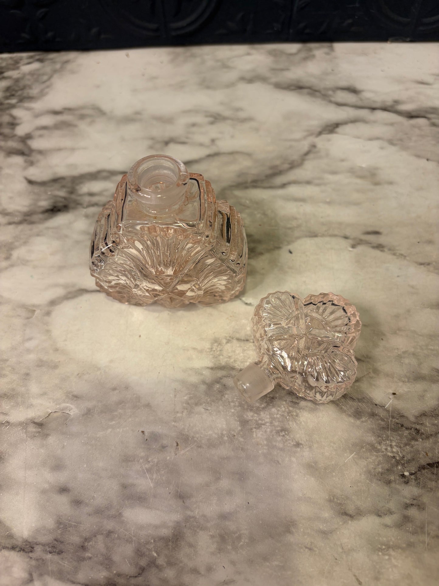 Pink Cut Glass 3 Leaf Clove Perfume Bottle