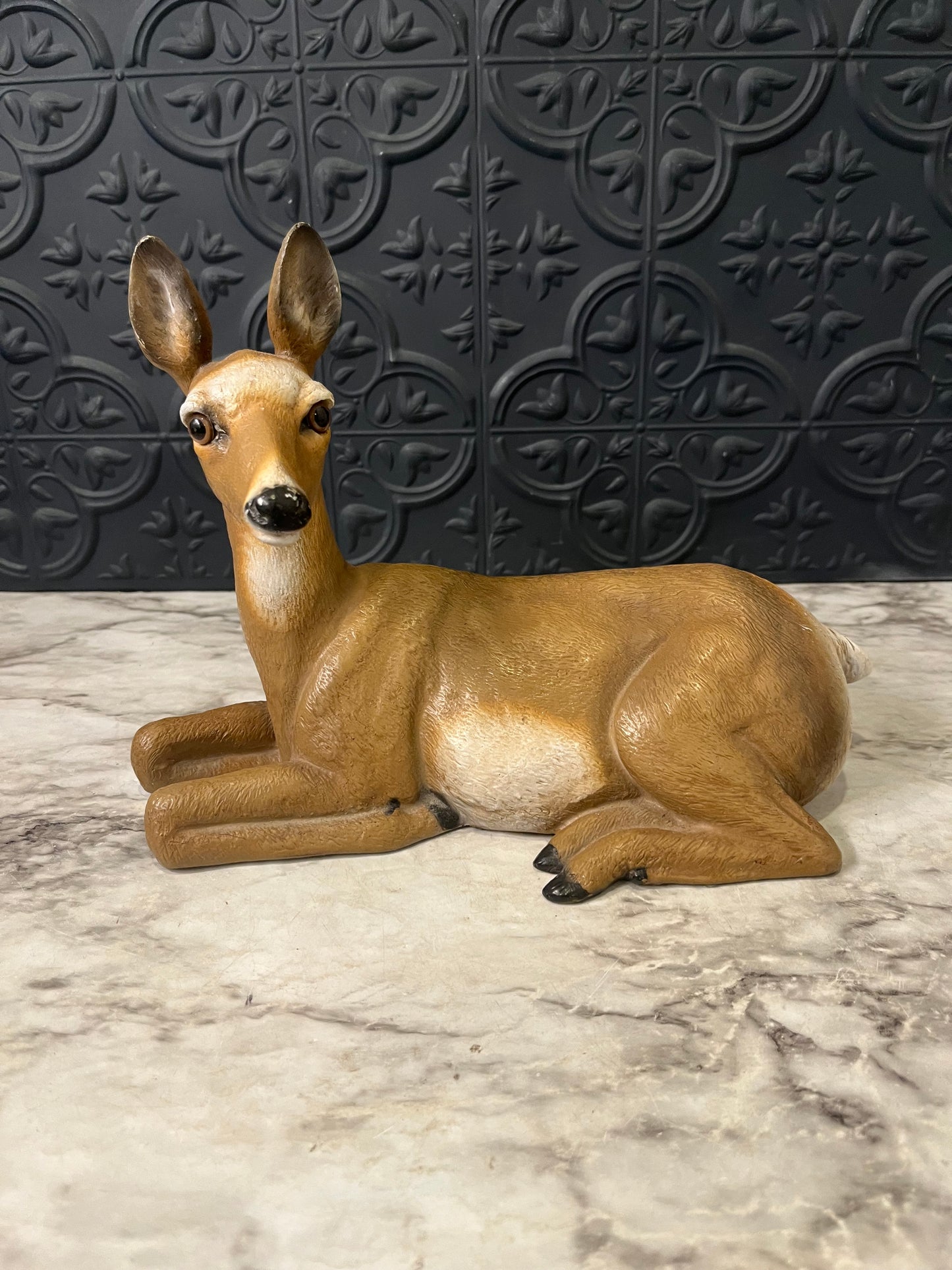 Home Interiors Sitting Doe